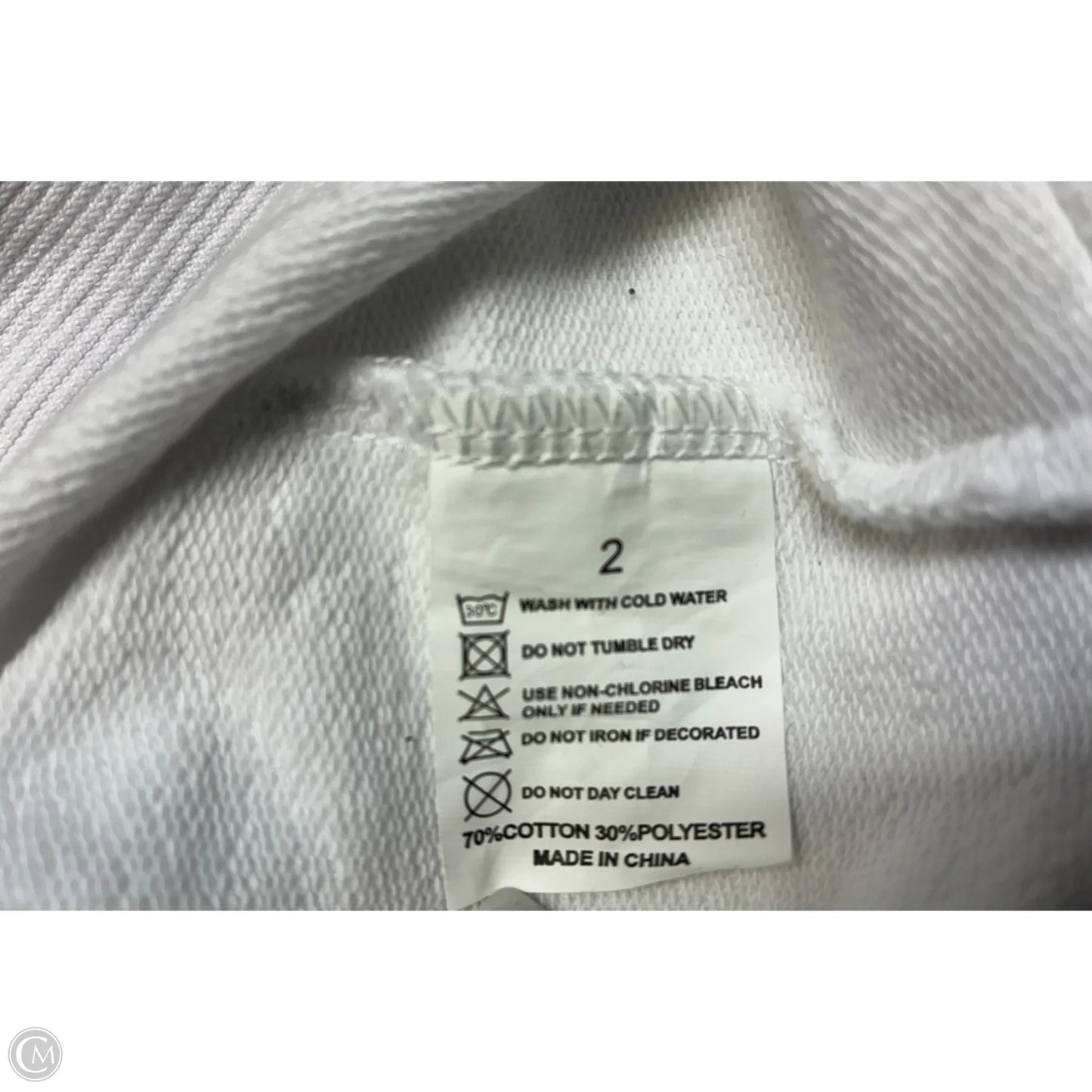 Sweatshirt Crewneck By Clothes Mentor In White, Size: M