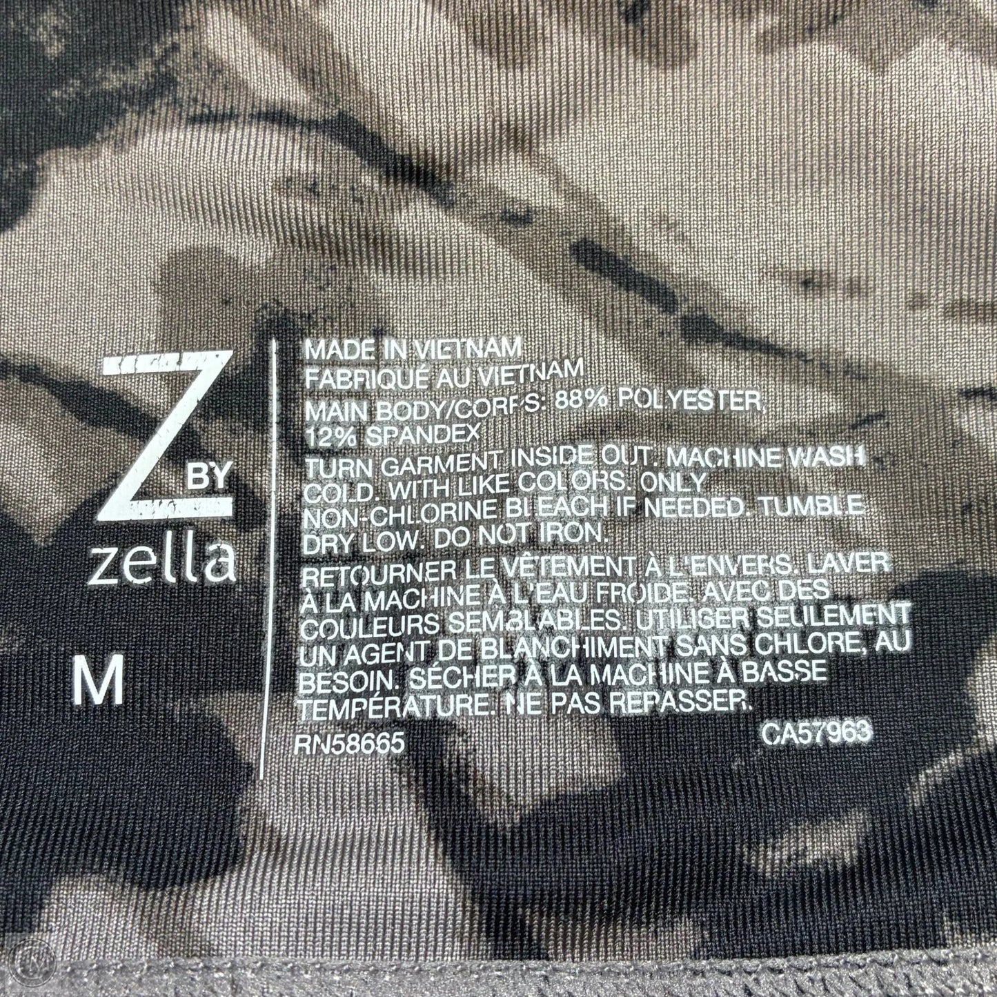 Athletic Shorts By Zella In Black & Grey, Size: M
