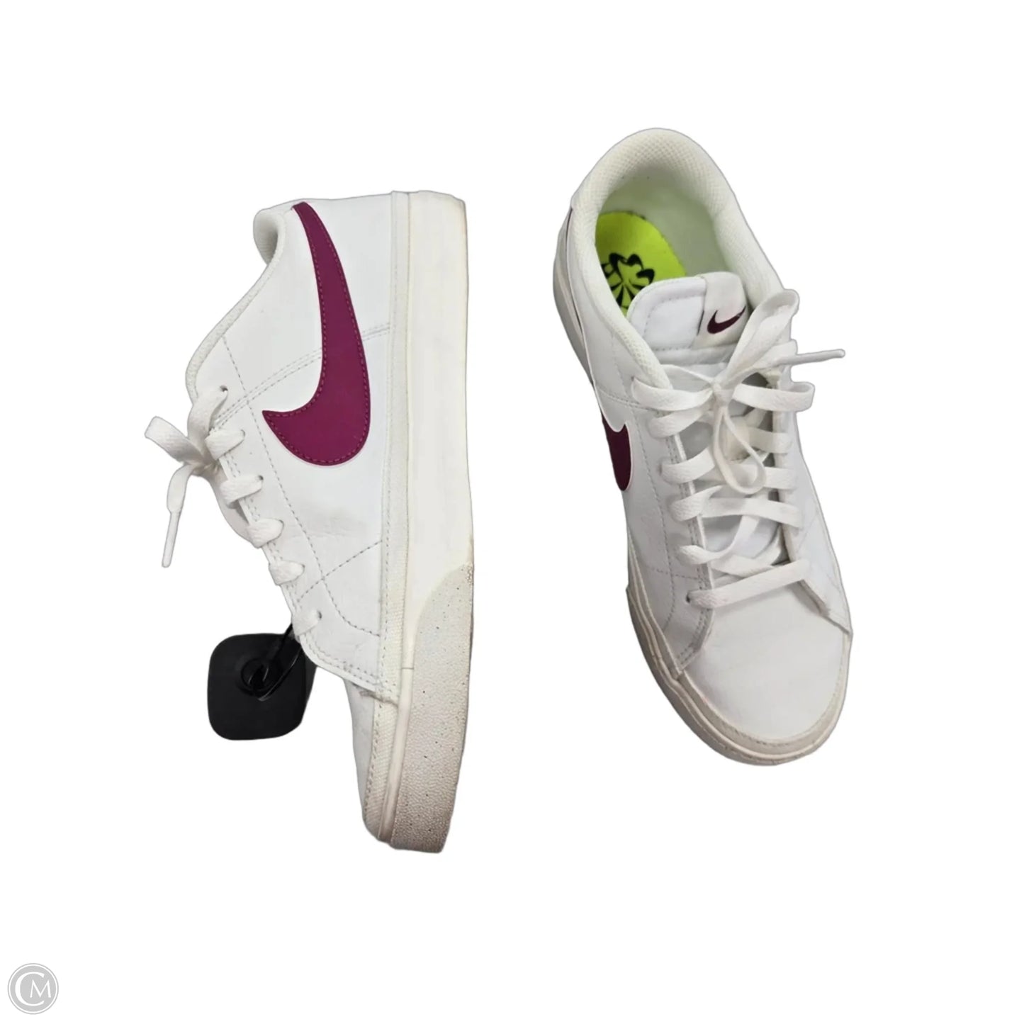 Shoes Flats By Nike In White, Size: 9.5