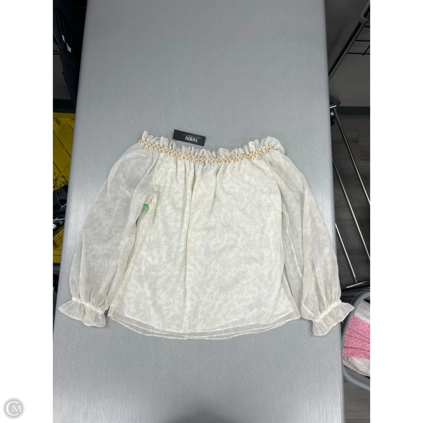 Top Long Sleeve By White House Black Market In Cream, Size: S