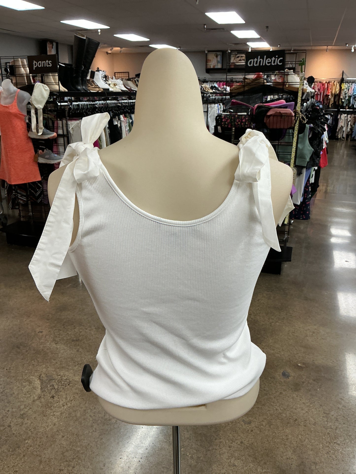 Top Sleeveless By French Connection In White, Size:Xs