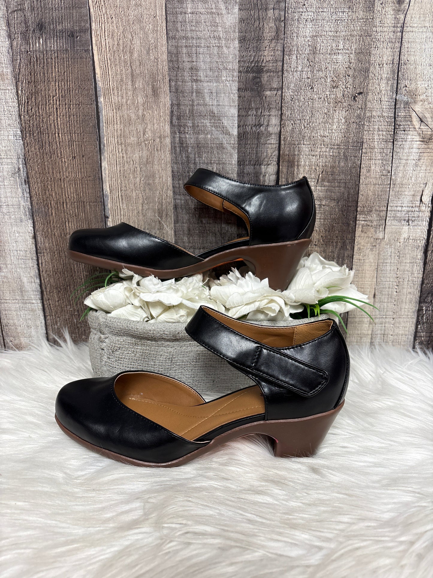 Shoes Heels Kitten By Easy Spirit In Black, Size: 7.5