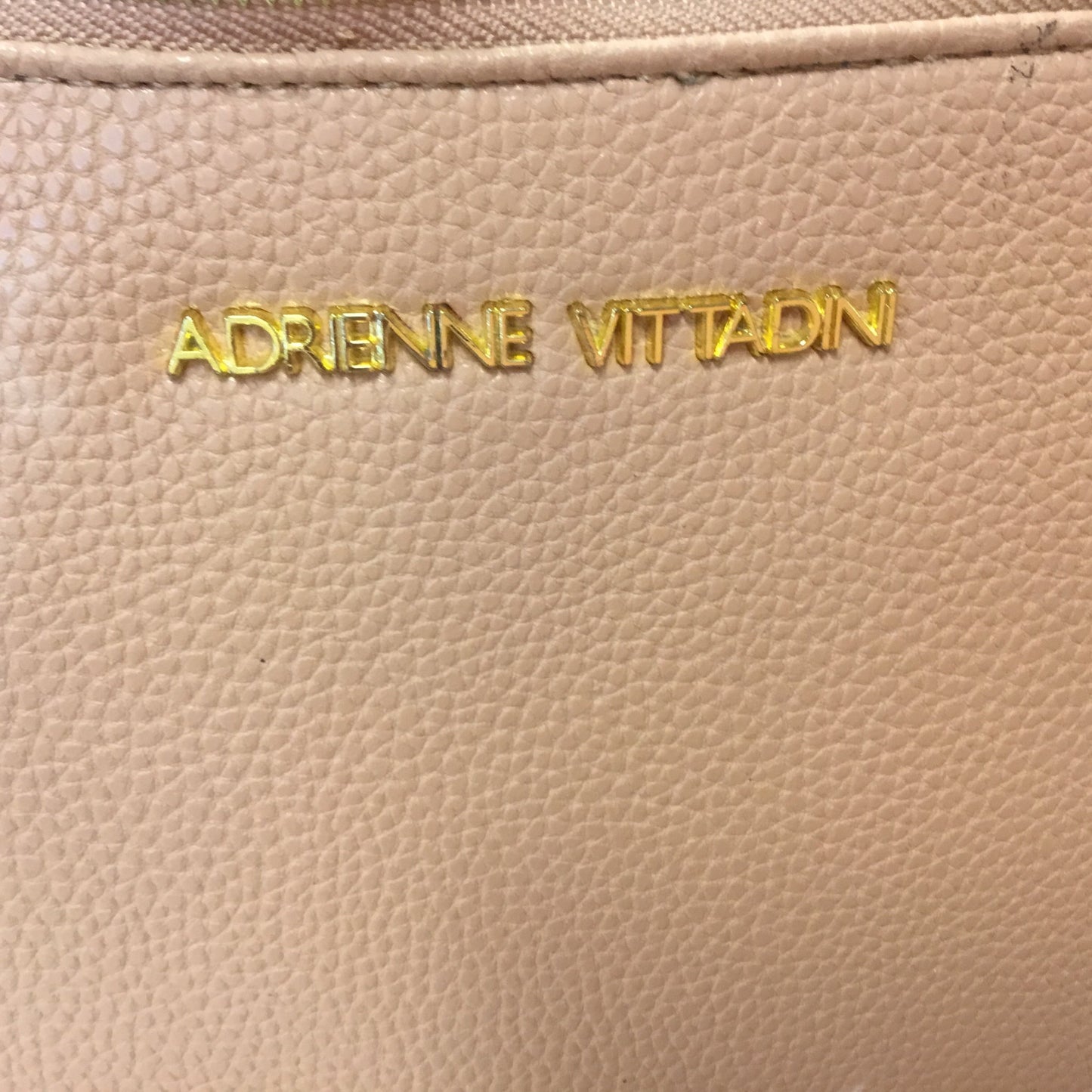 Handbag By Adrienne Vittadini Size: Medium