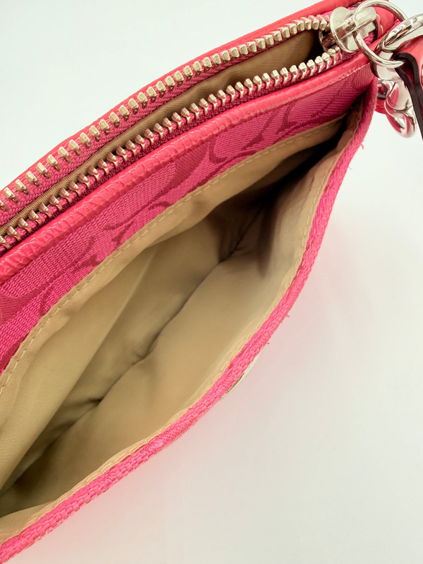 Wristlet Designer By Coach, Size: Medium