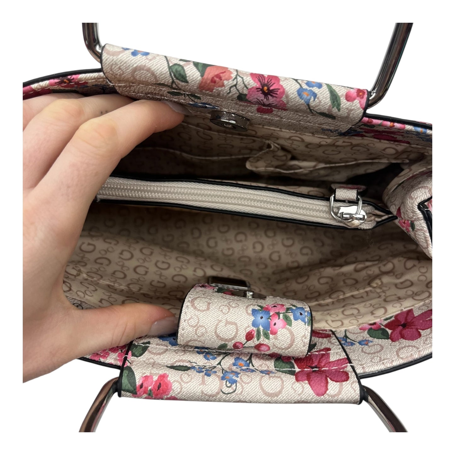 Handbag By Guess In Floral Print, Size:Medium