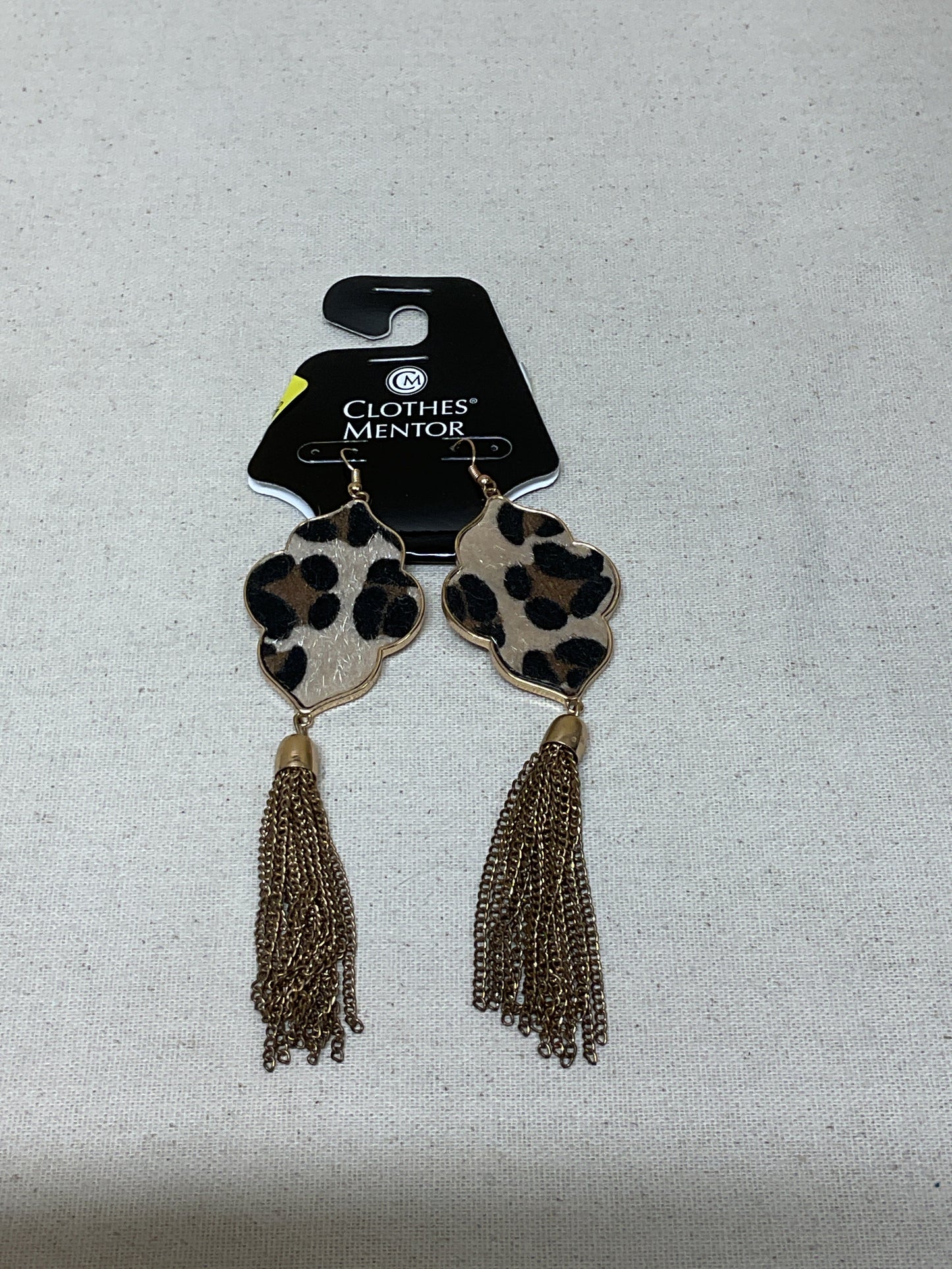Earrings Statement By Clothes Mentor In Leopard Print