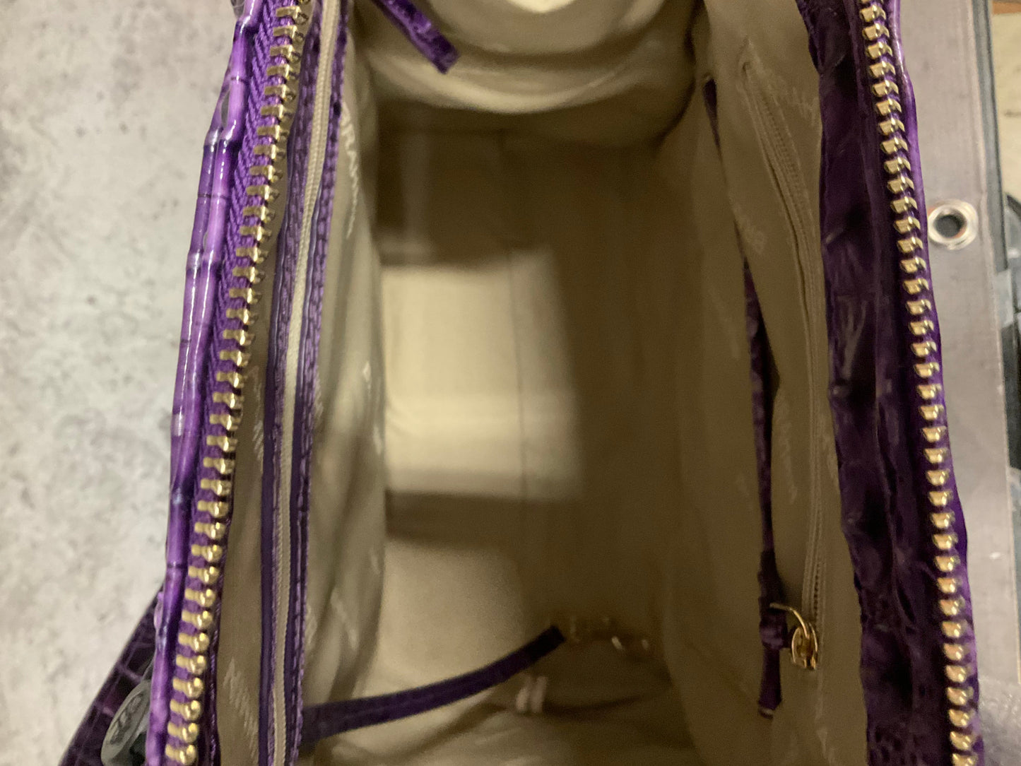 Handbag Designer By Brahmin, Size: Large