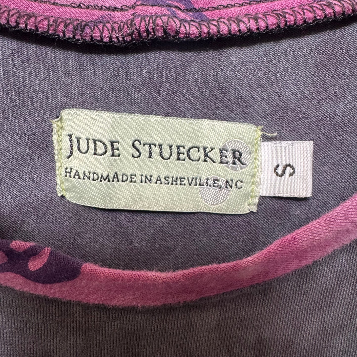 Dress Casual Short By Jude Stuecker In Grey & Pink, Size: S