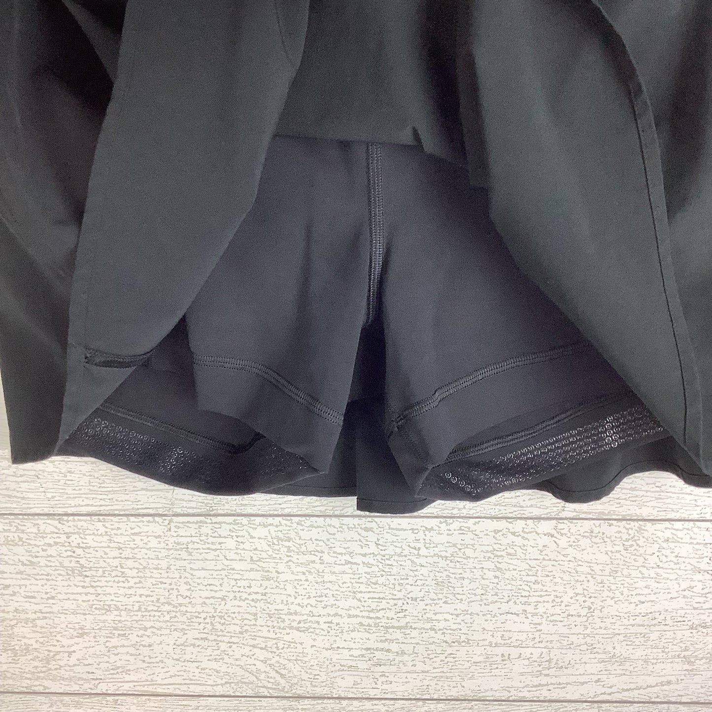 Athletic Skort By Lululemon In Black, Size: 10
