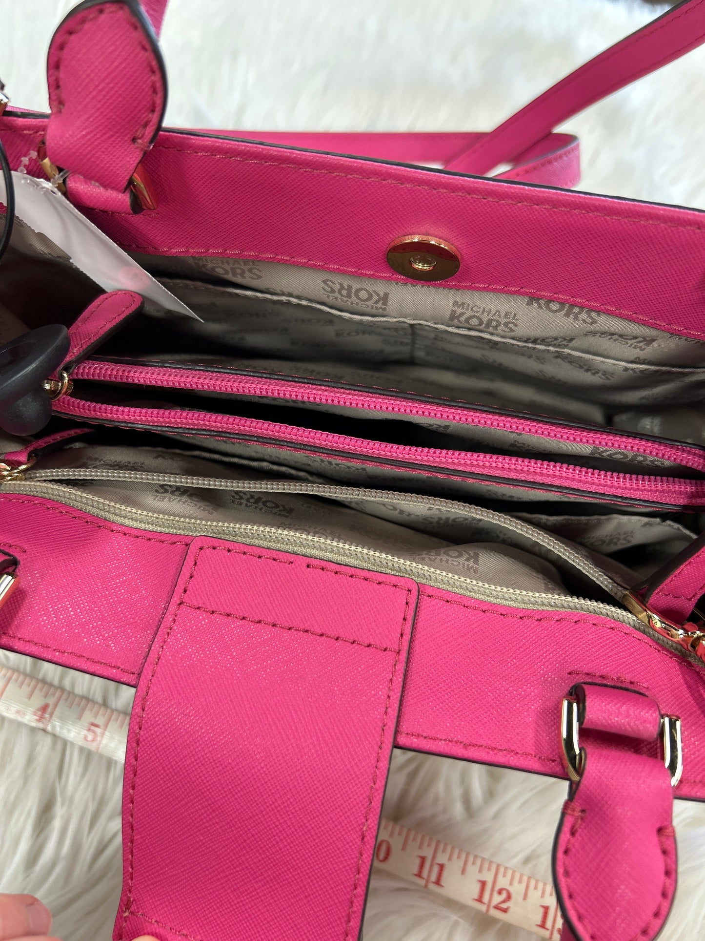 Handbag Designer By Michael Kors In Pink & White, Size:Medium