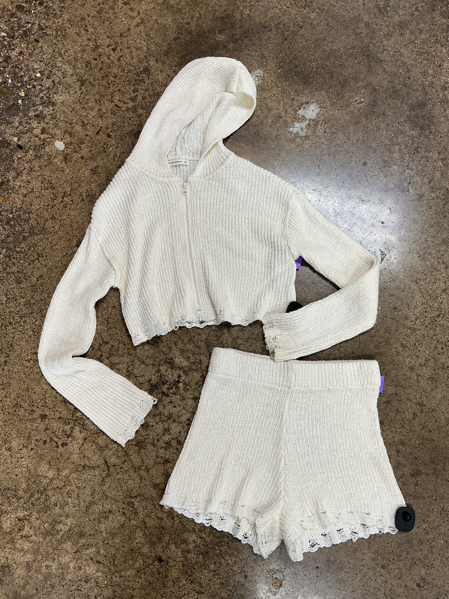 Lounge Set Shorts By Moon And Madison In Cream, Size:M