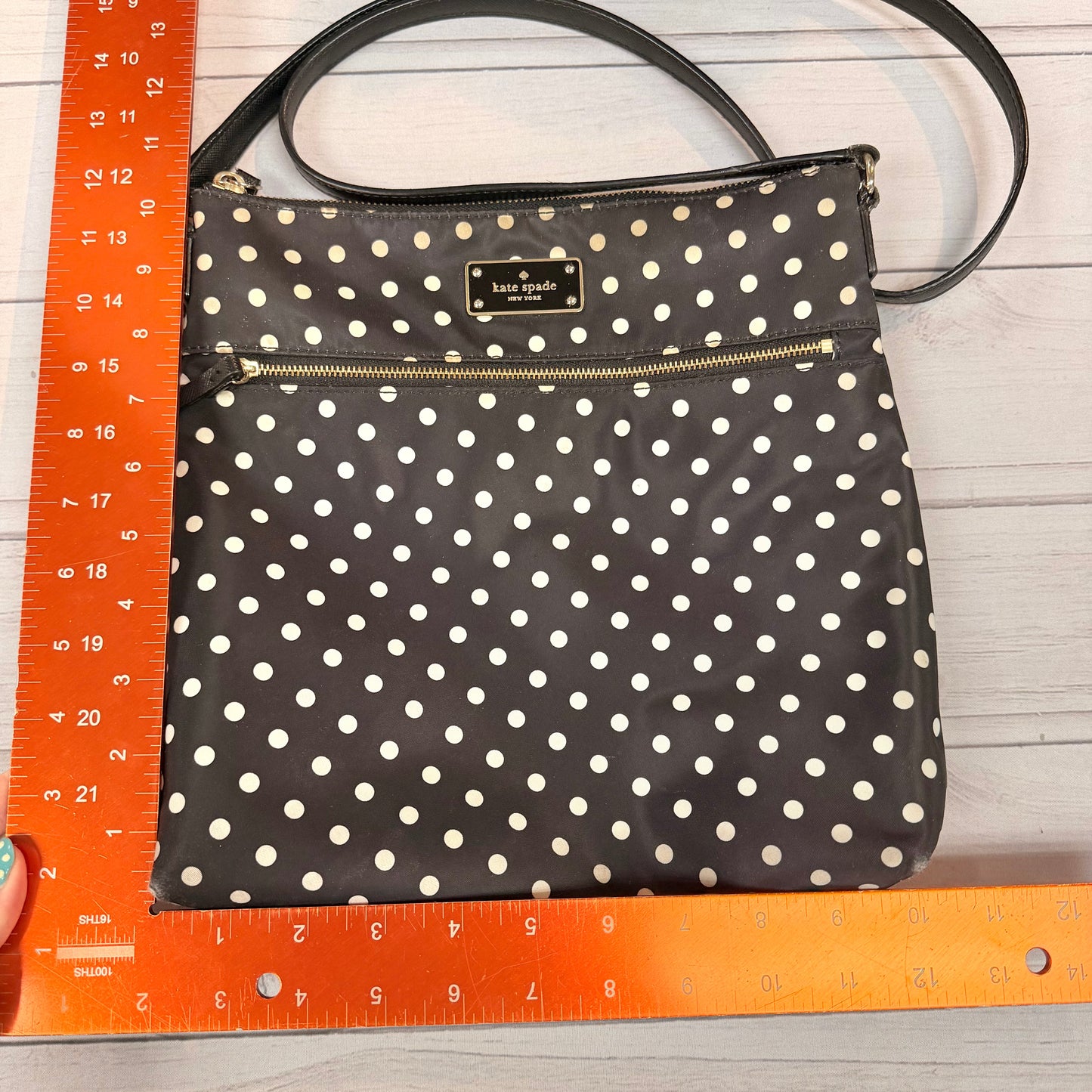 Crossbody Designer By Kate Spade, Size: Medium