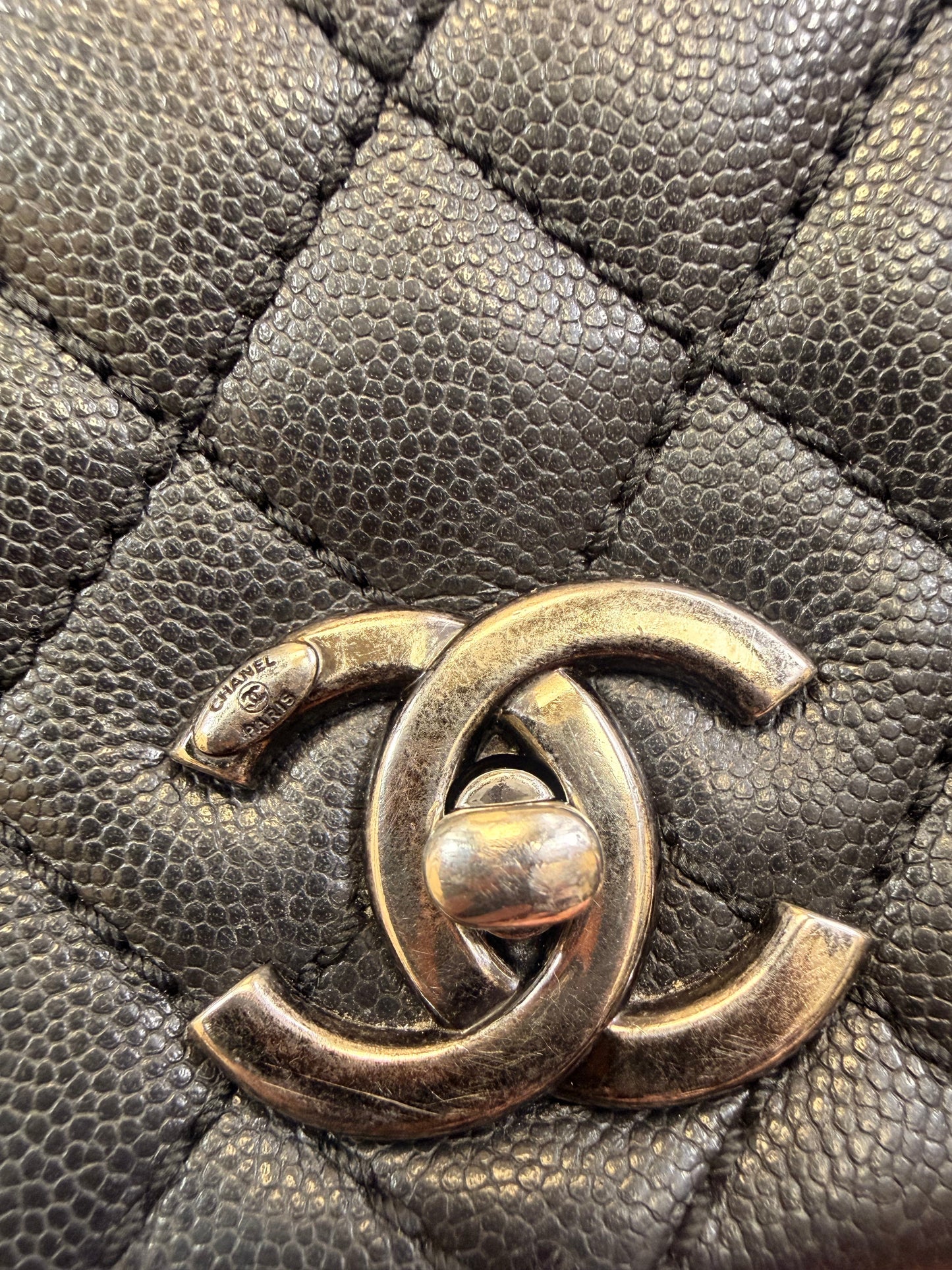 Handbag Luxury Designer By Chanel, Size: Medium