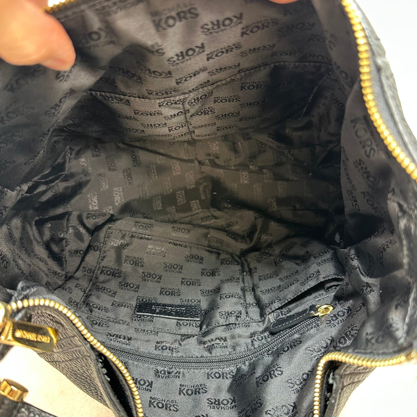 Handbag Designer By Michael Kors, Size: Medium