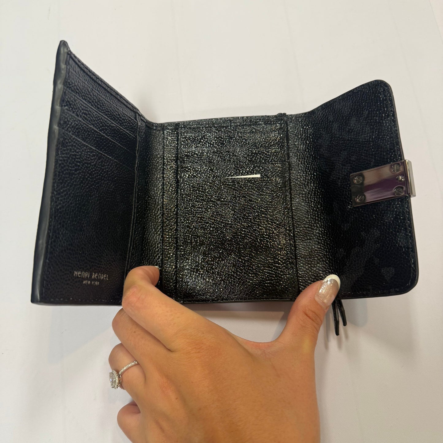 Wallet By Henri Bendel, Size: Medium