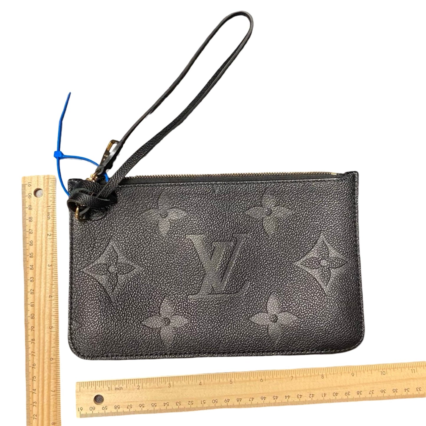 Wristlet Luxury Designer By Louis Vuitton, Size: Medium