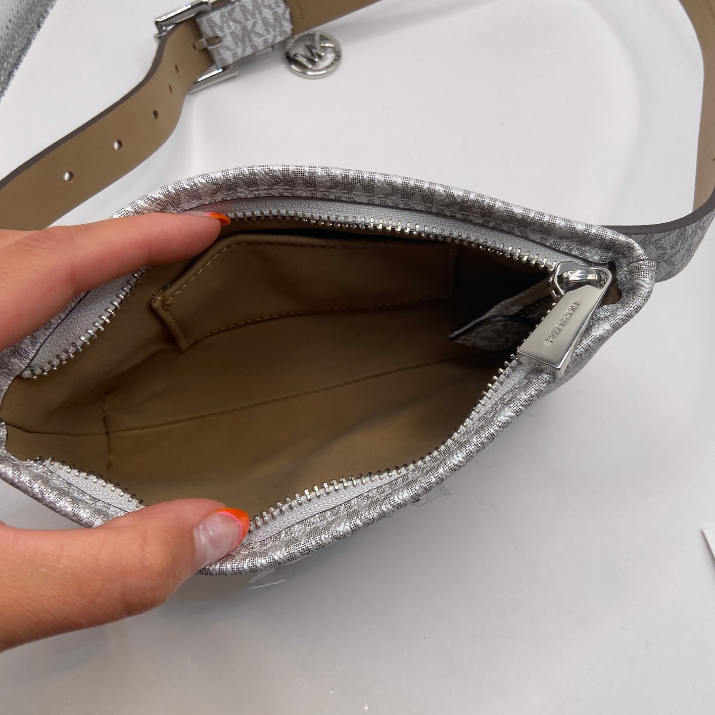 Belt Bag Designer By Michael By Michael Kors, Size: Small