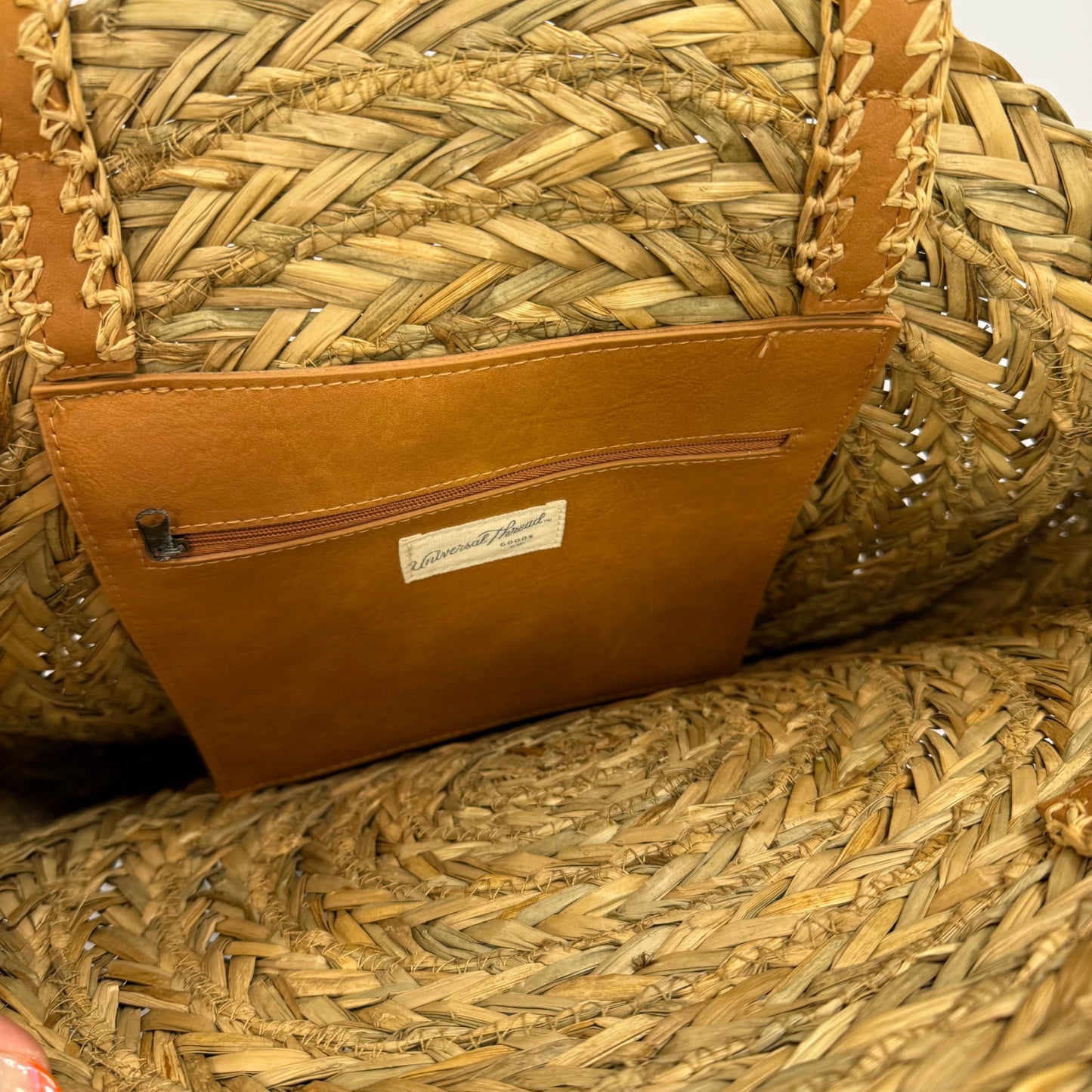 Tote By Universal Thread, Size: Large