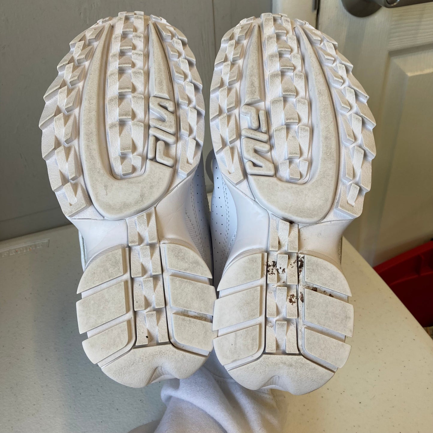 Shoes Athletic By Fila In White, Size:6.5