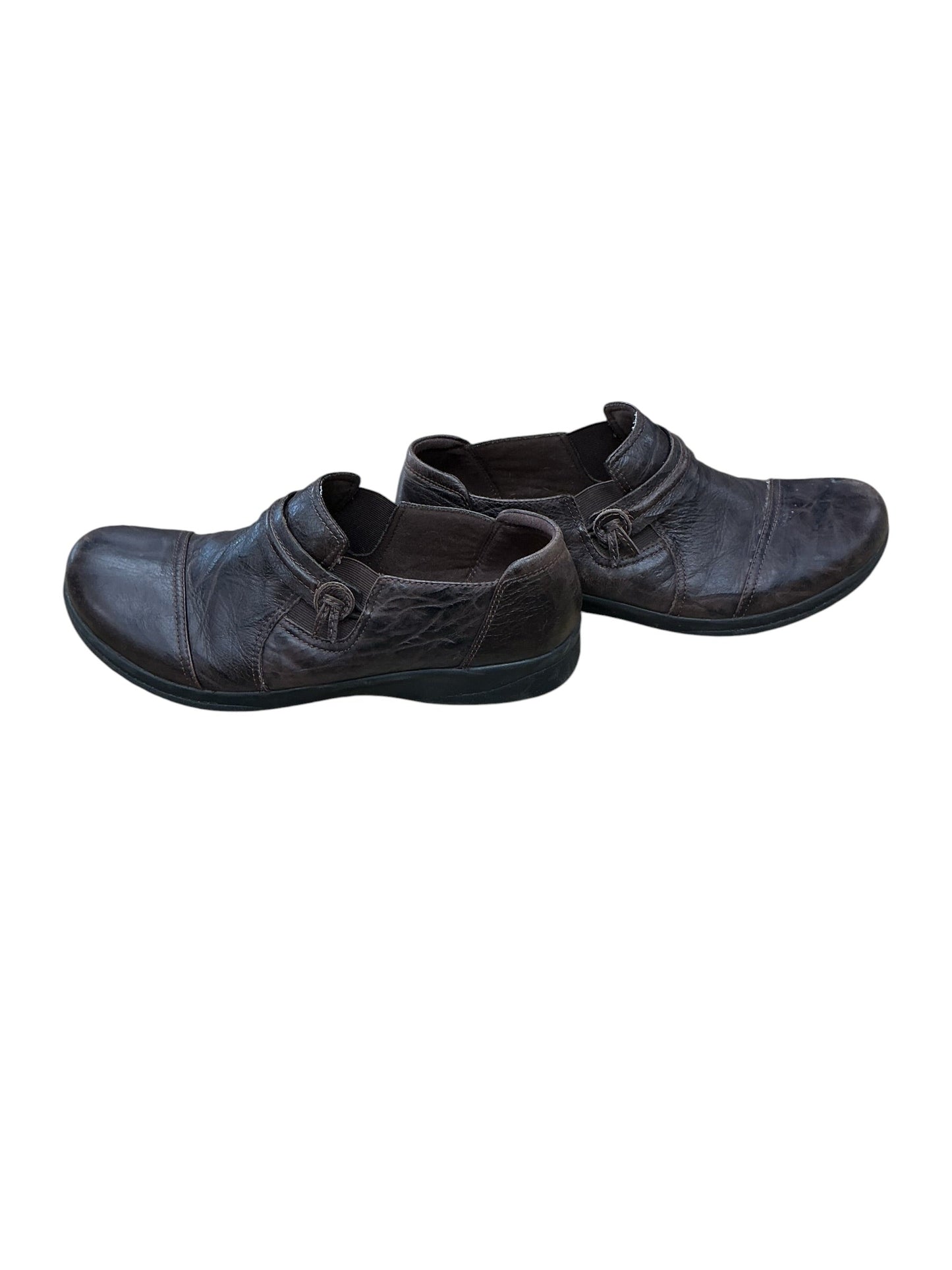 Shoes Flats By Clarks In Brown, Size:11