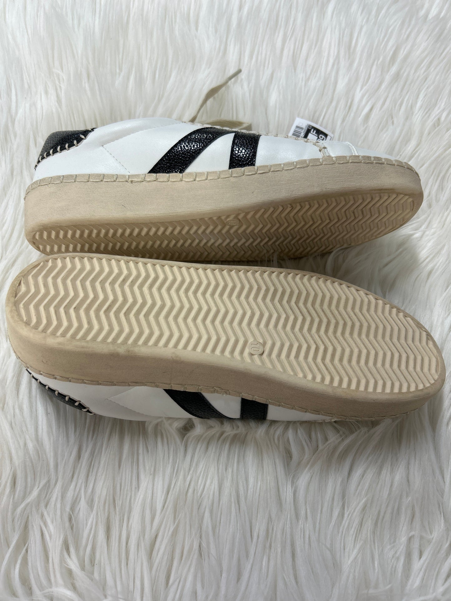 Shoes Flats By Corkys In Black & White, Size:10