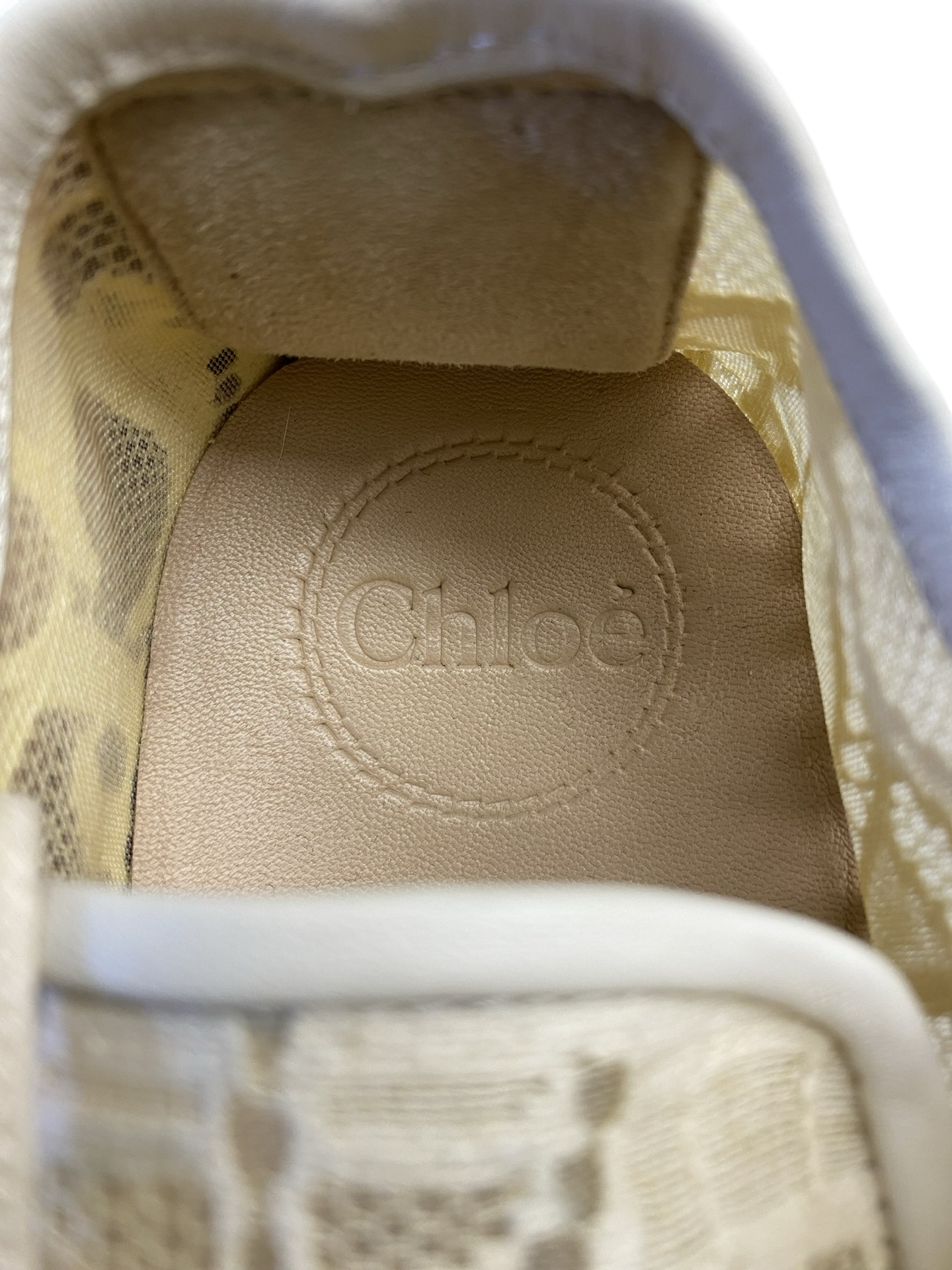 Shoes Luxury Designer By Chloe In Cream, Size: 7.5