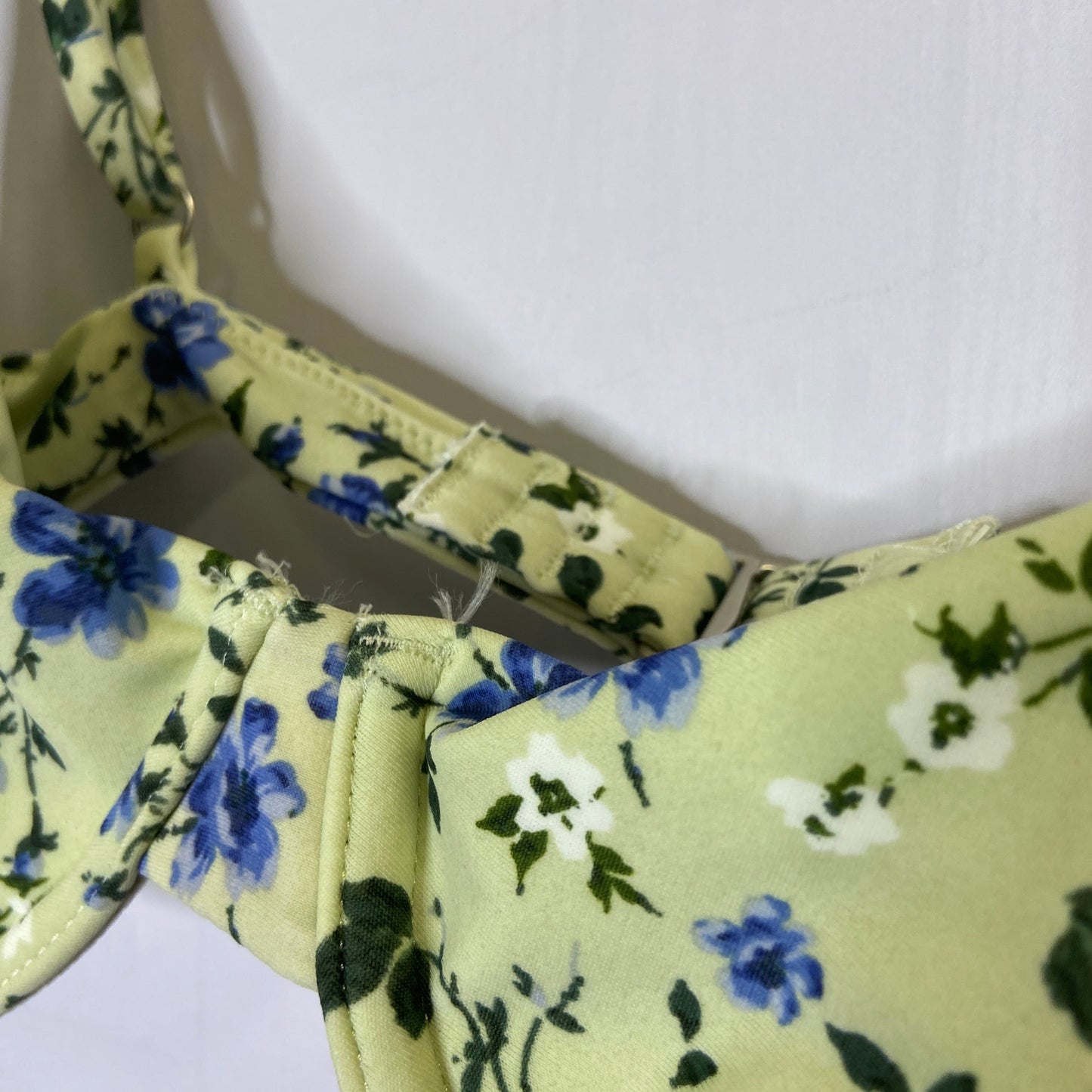Swimsuit Top By Abercrombie And Fitch In Green, Size: S