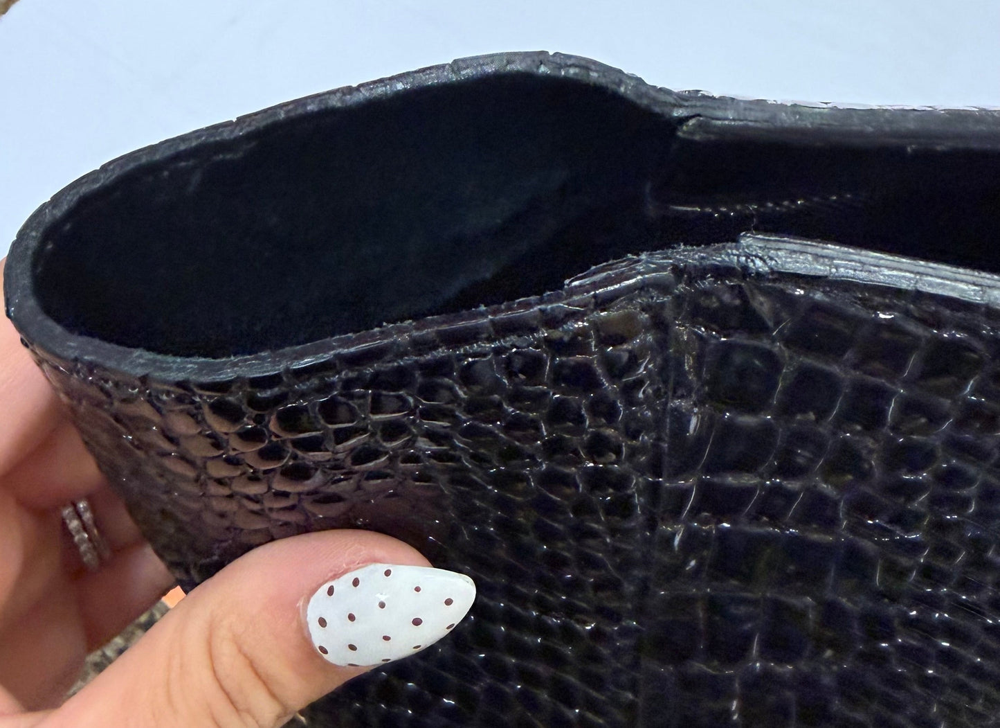 Handbag Designer By Tumi, Size: Large