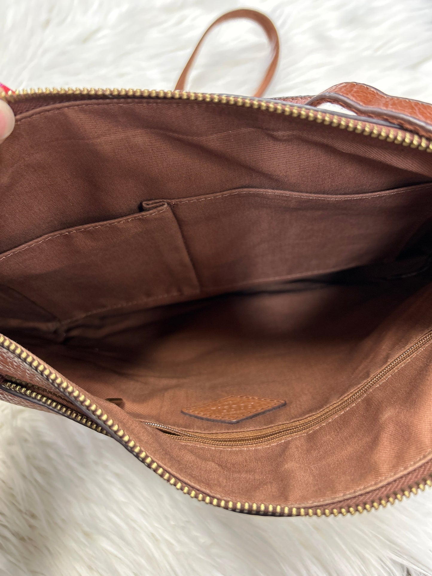 Crossbody By Fossil In Brown, Size:Large