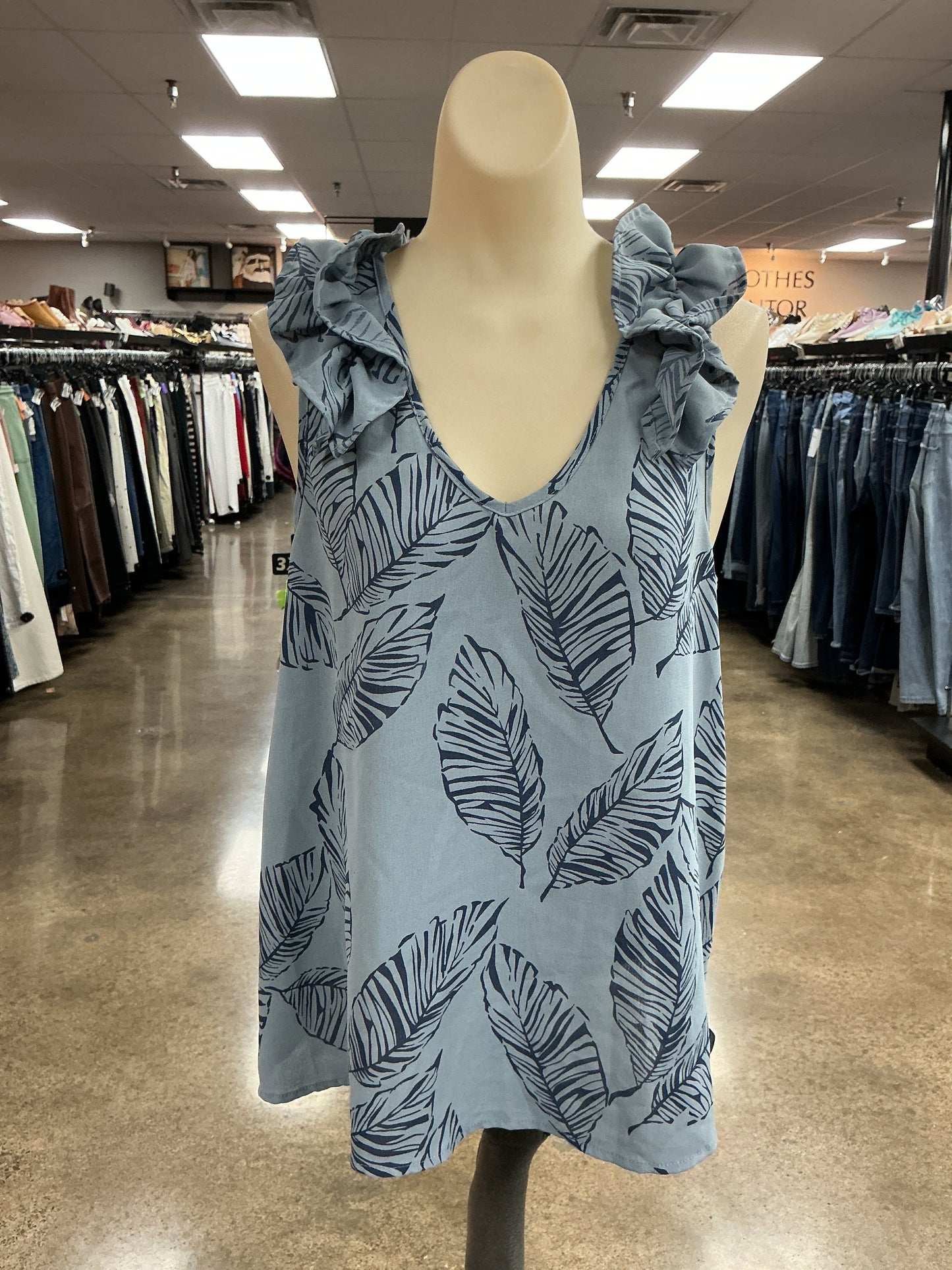 Top Sleeveless By Entro In Blue, Size:L