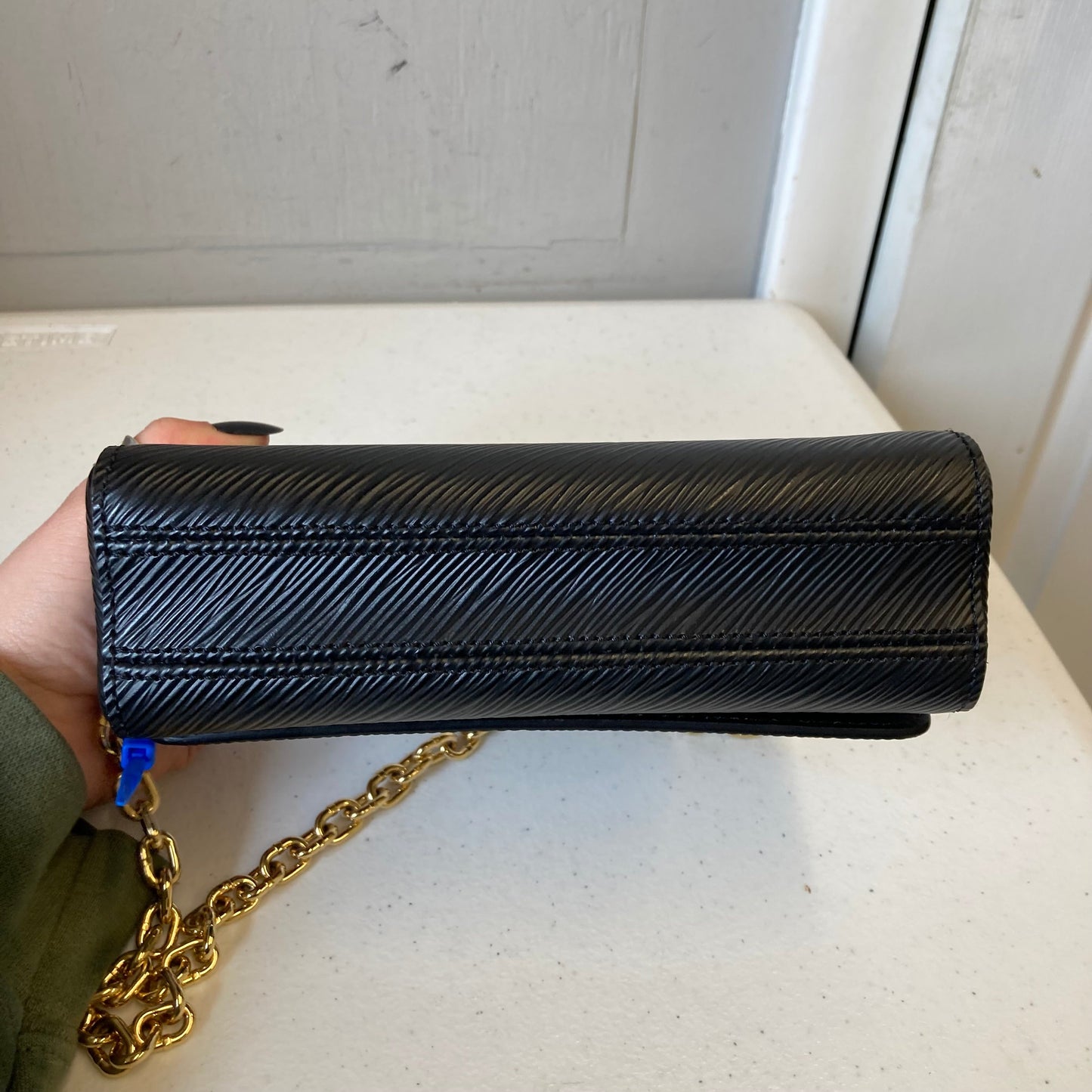 Handbag Luxury Designer By Louis Vuitton In Black, Size:Small