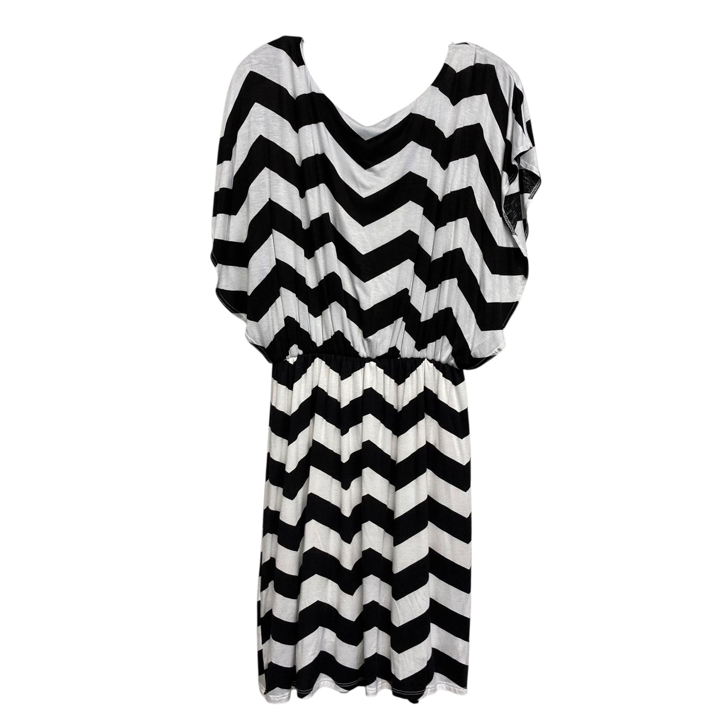 Dress Casual Short By Francesca’S In Chevron Pattern, Size:L