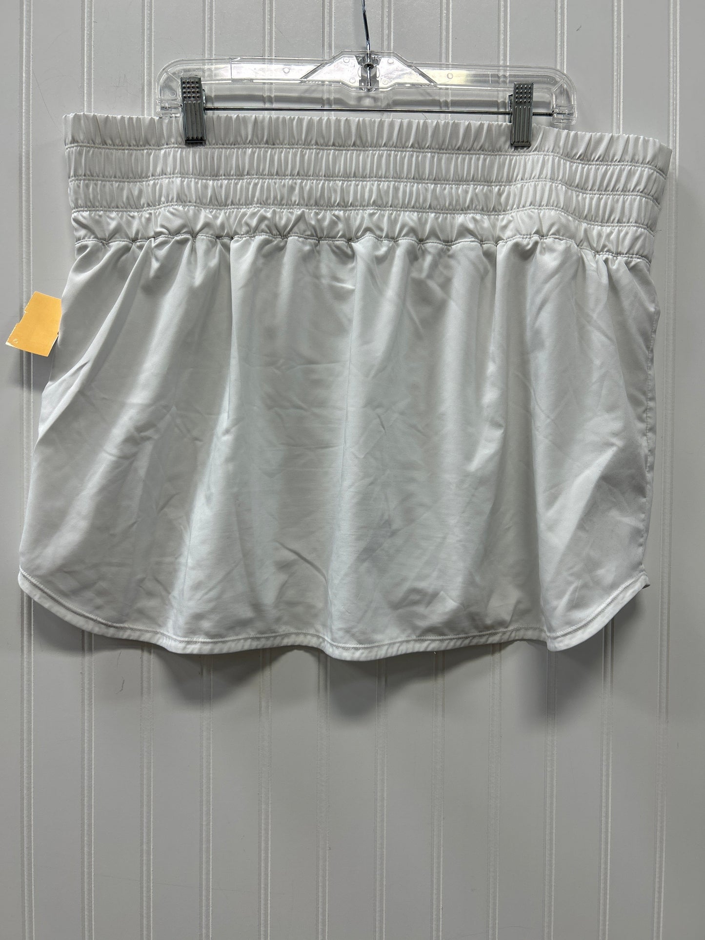 Athletic Skort By Nike Apparel In White, Size:1X