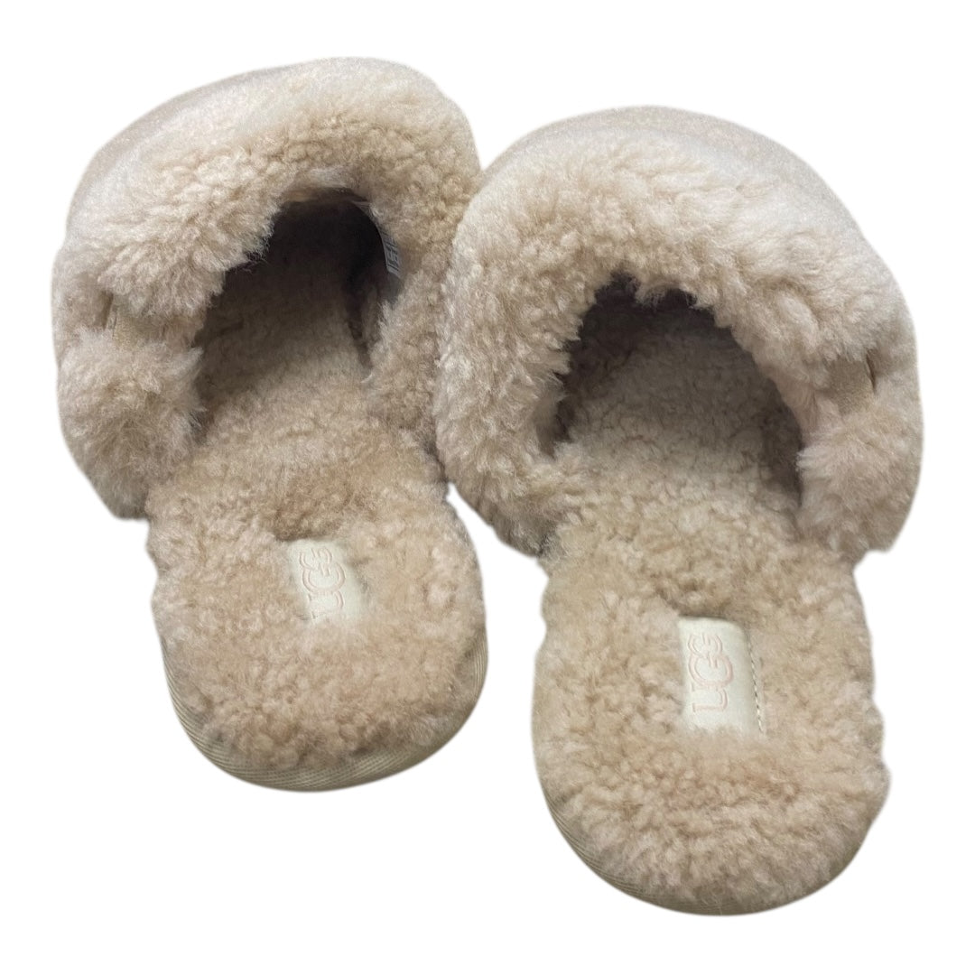 Slippers Designer By Ugg In Beige, Size:9