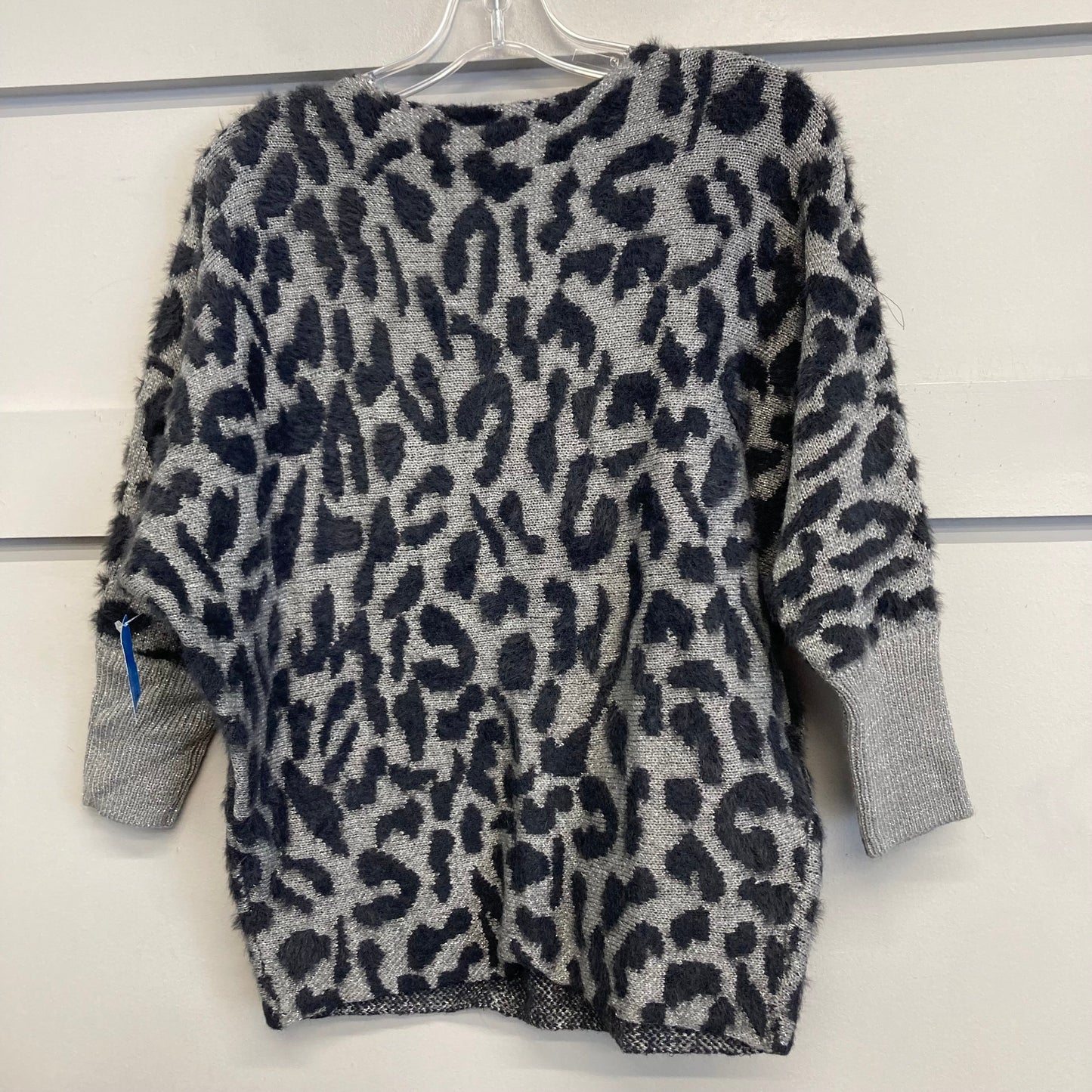 Sweater By Jennifer Lopez In Grey, Size:M
