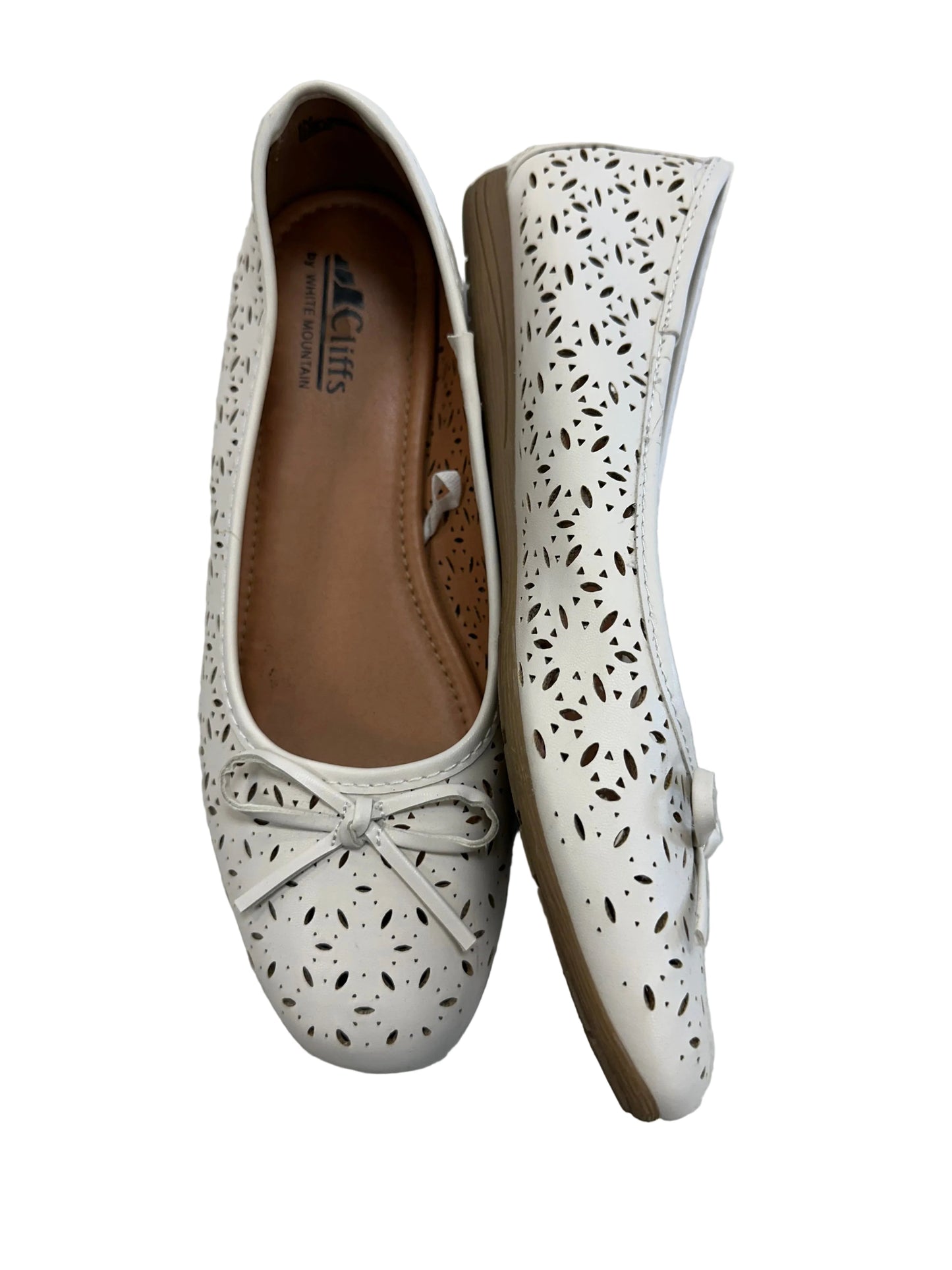 Shoes Flats By Cliffs By White Mountain In White, Size:9