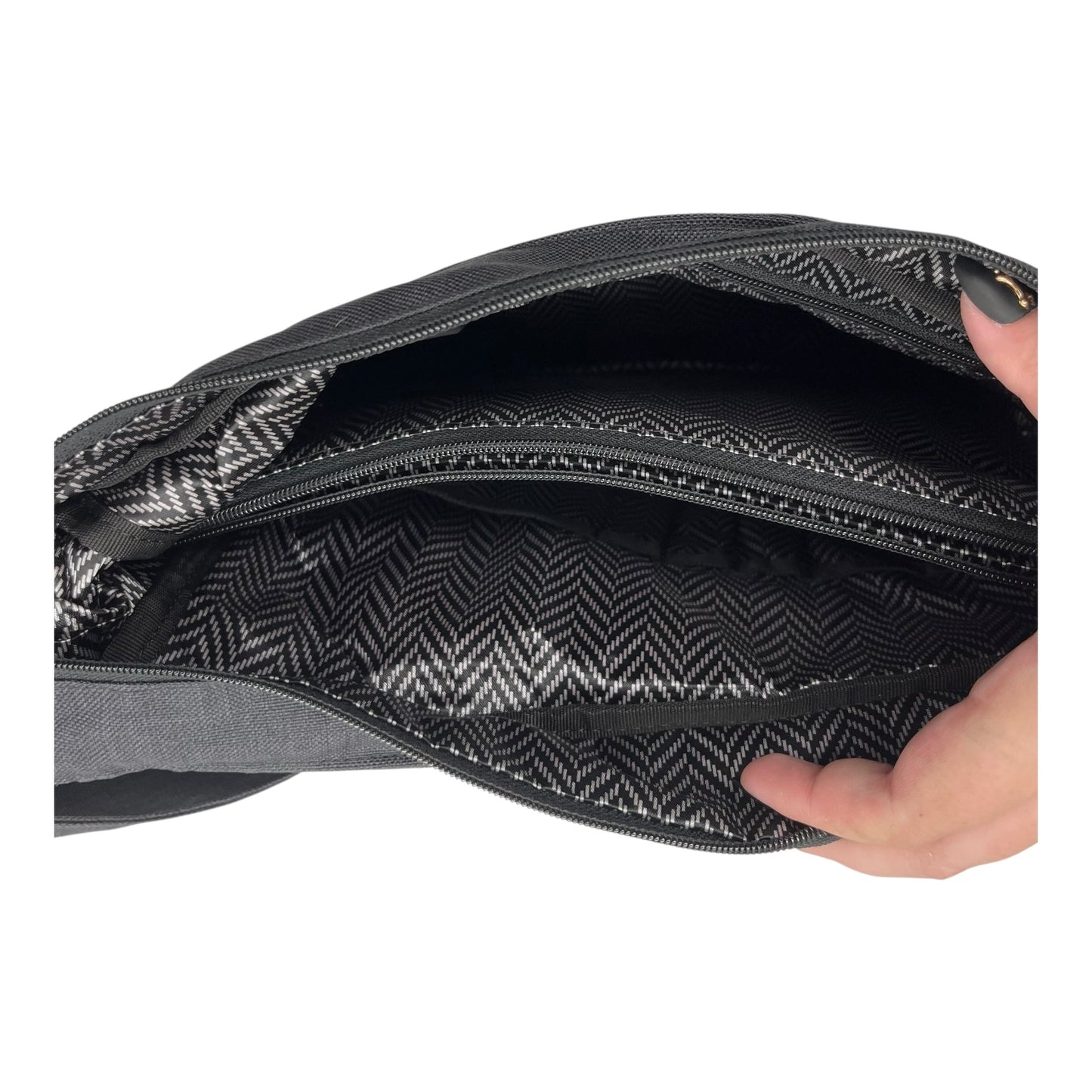 Crossbody By Clothes Mentor In Grey, Size:Medium