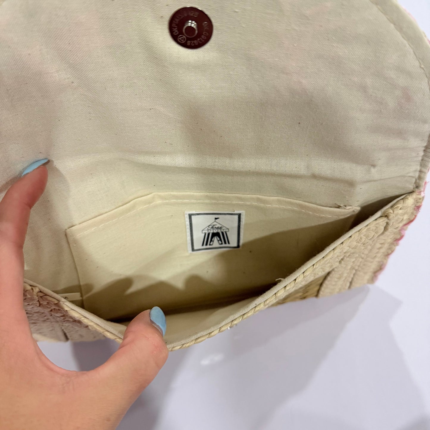 Clutch By Clothes Mentor, Size: Medium