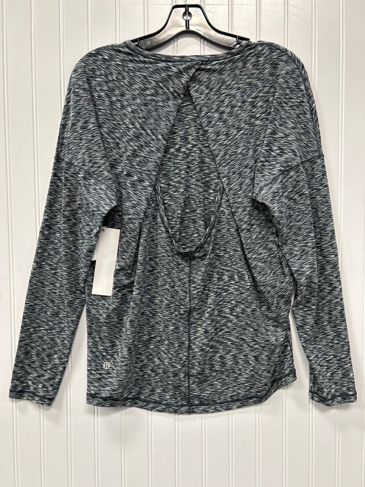 Athletic Top Ls Crewneck By Lululemon In Grey, Size:M