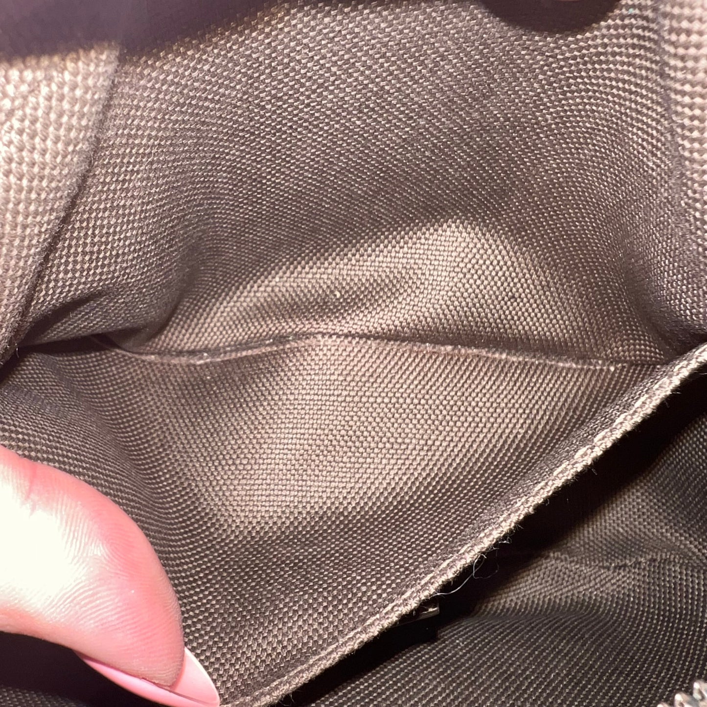 Crossbody Luxury Designer By Gucci, Size: Small