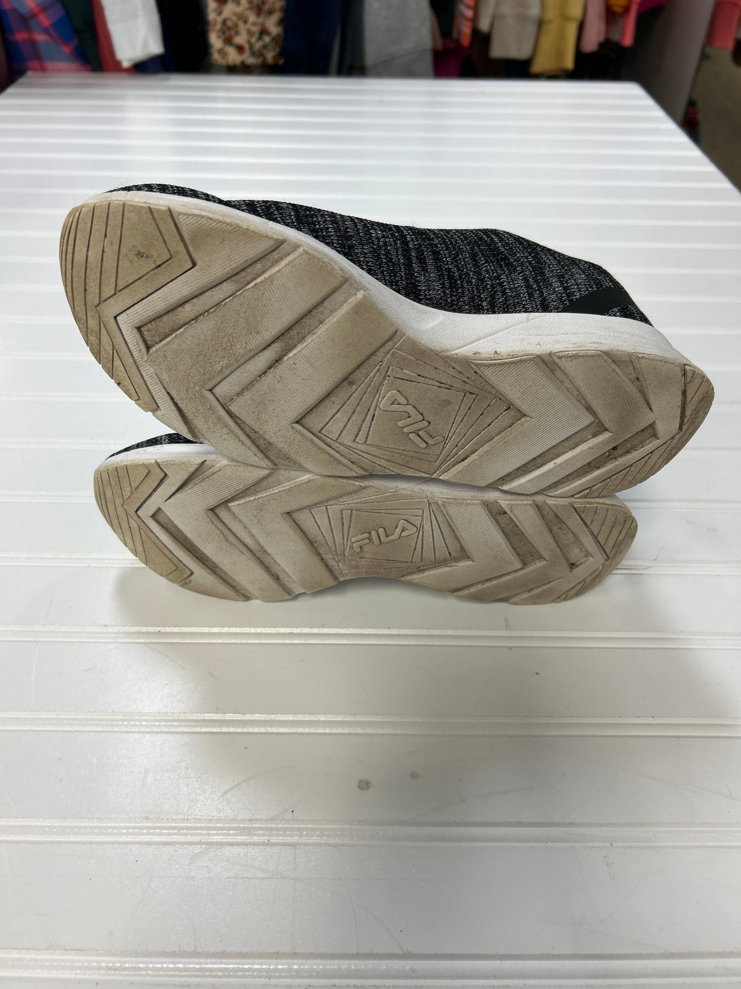 Shoes Athletic By Fila In Black, Size:10