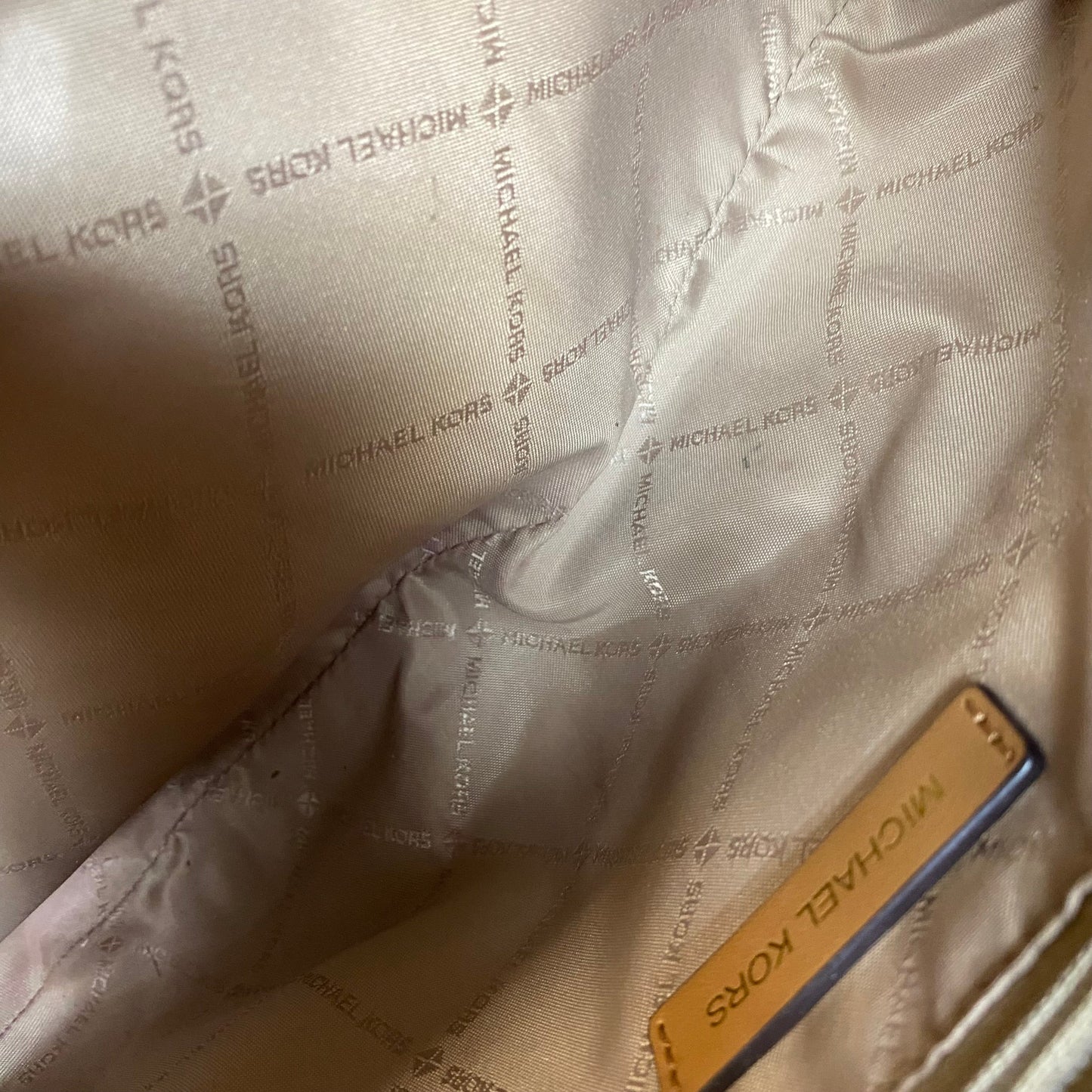 Handbag Designer By Michael Kors, Size: Medium
