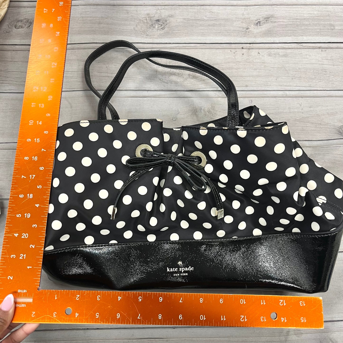 Handbag Designer By Kate Spade, Size: Medium