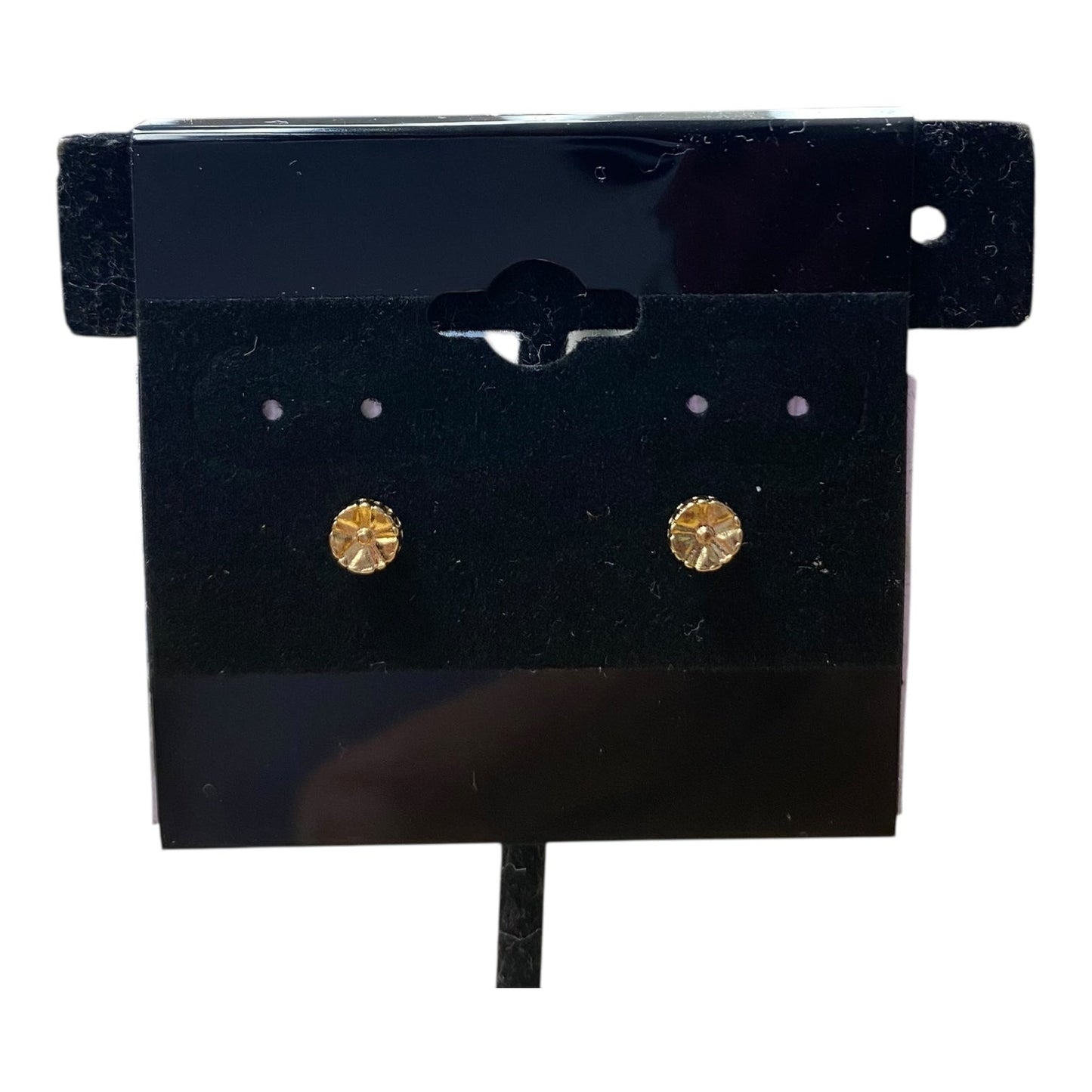 Earrings Stud In Gold