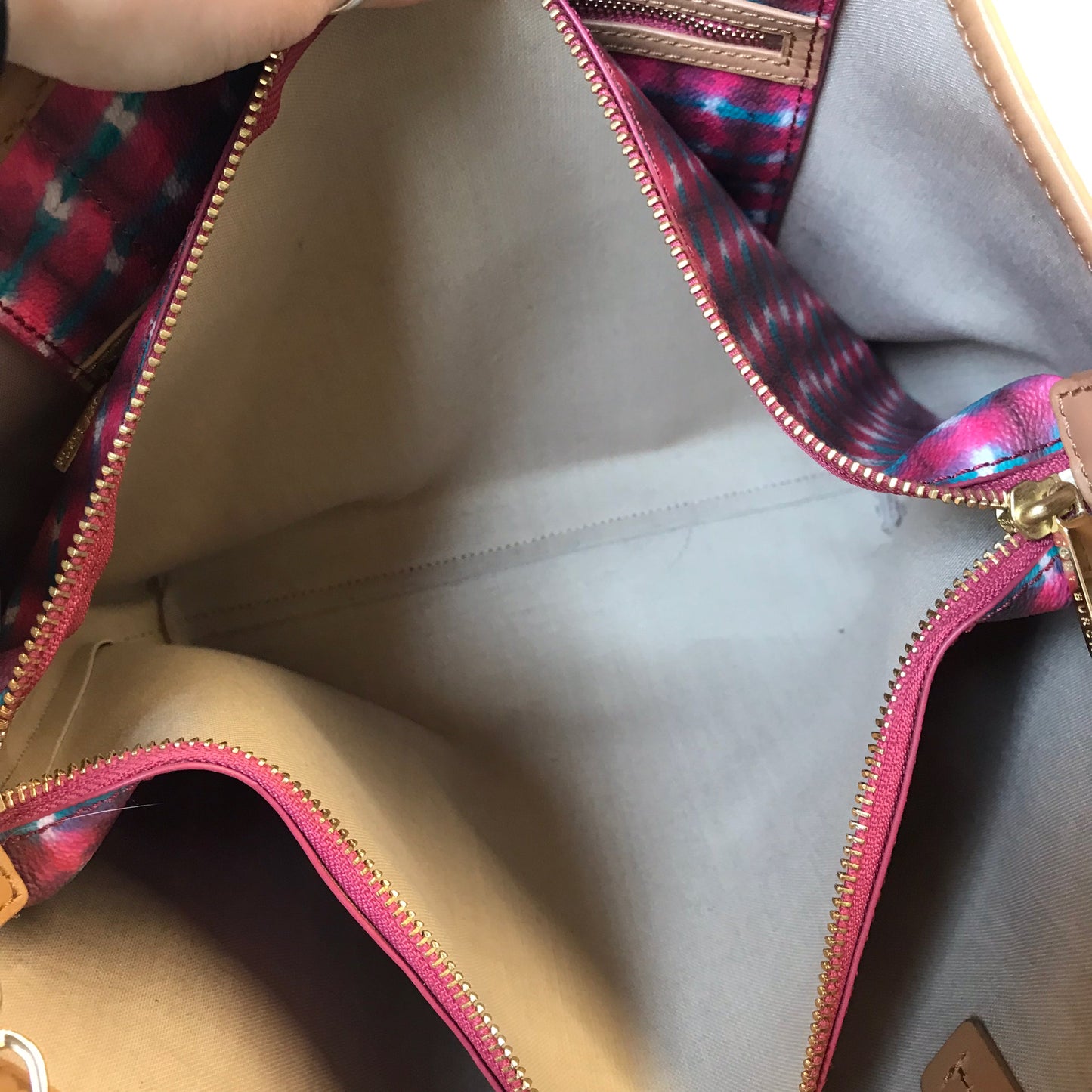 Handbag Designer By Tory Burch In Pink, Size:Medium