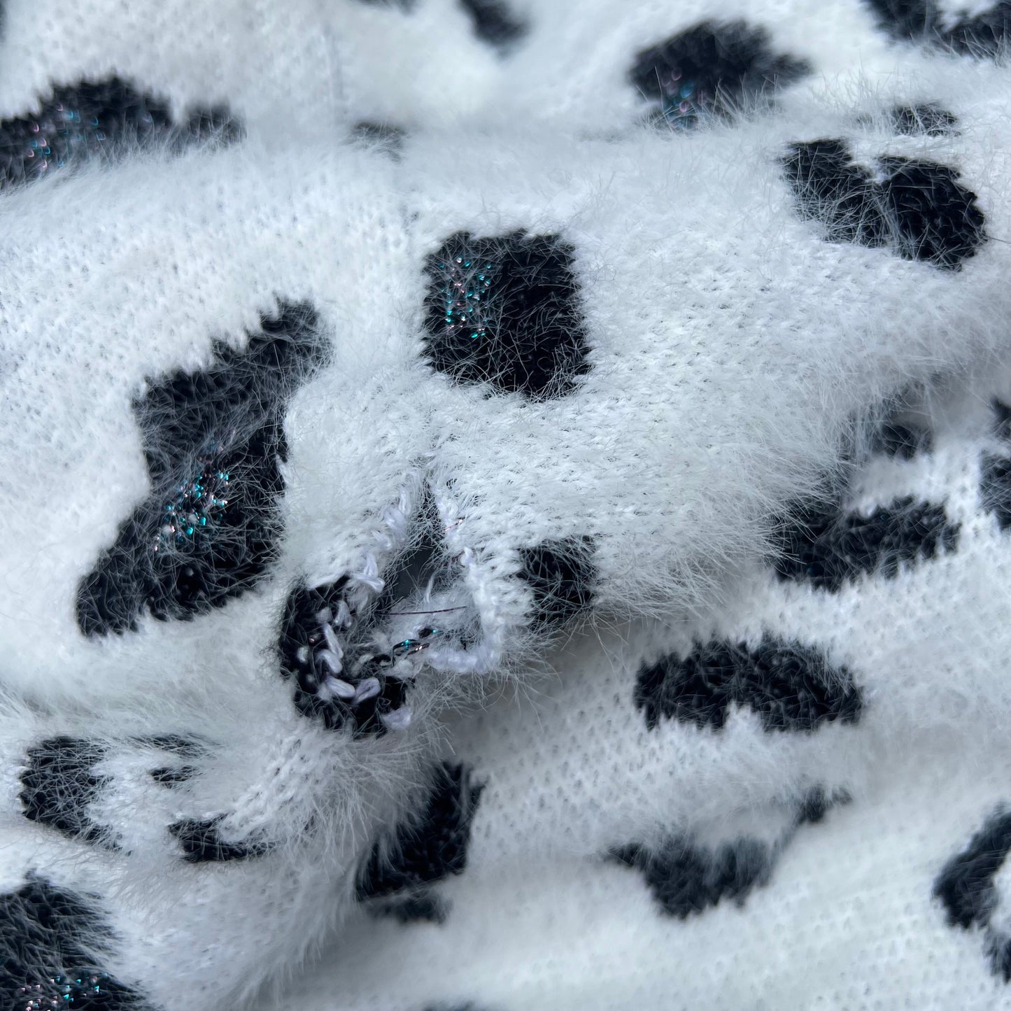Sweater By Cupcakes And Cashmere In Leopard Print, Size: M