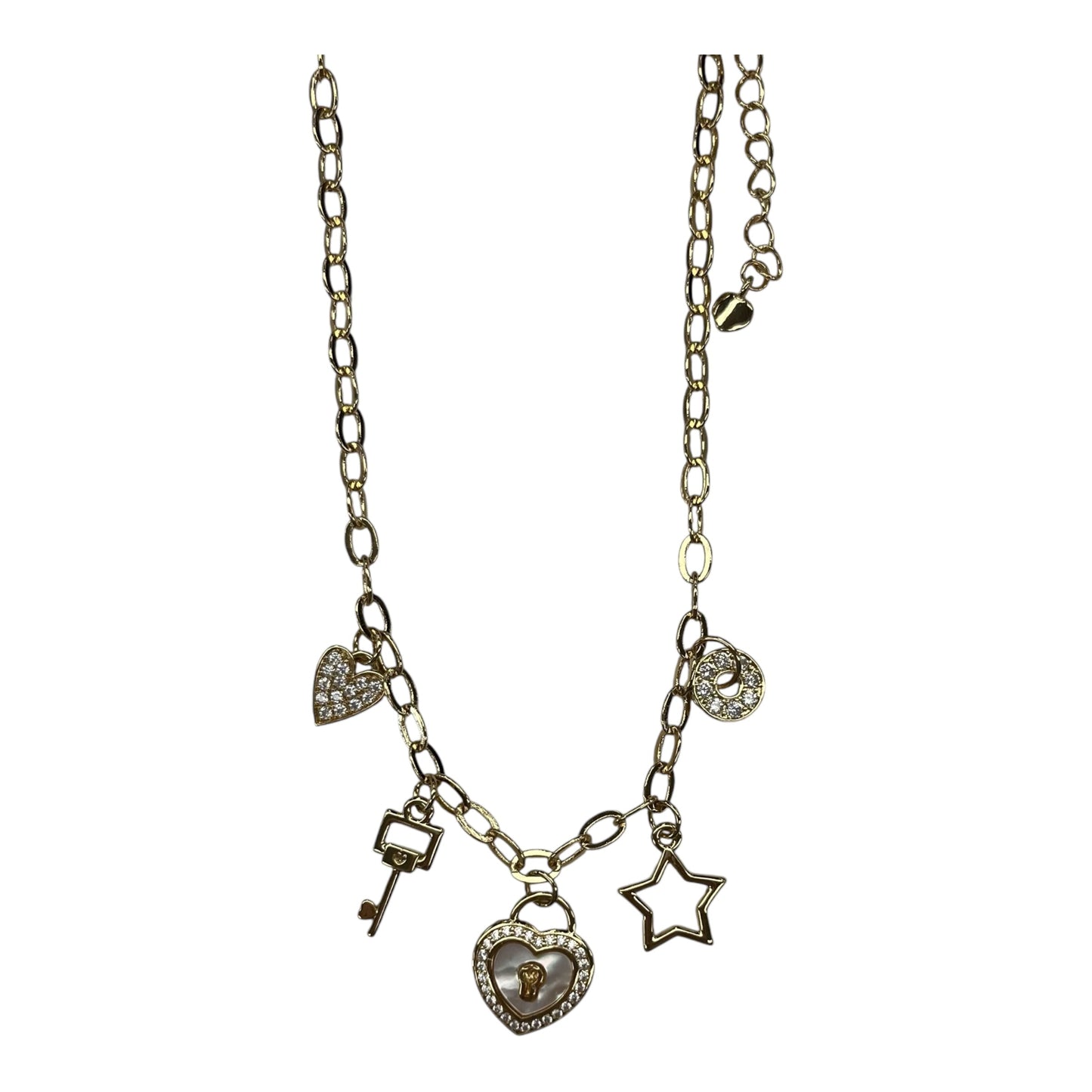 Necklace Charm By Clothes Mentor In Gold