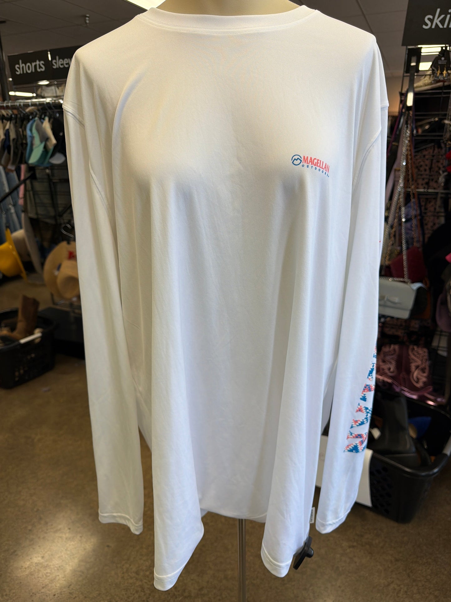 Athletic Top Ls Crewneck By Magellan In White, Size:Xxl