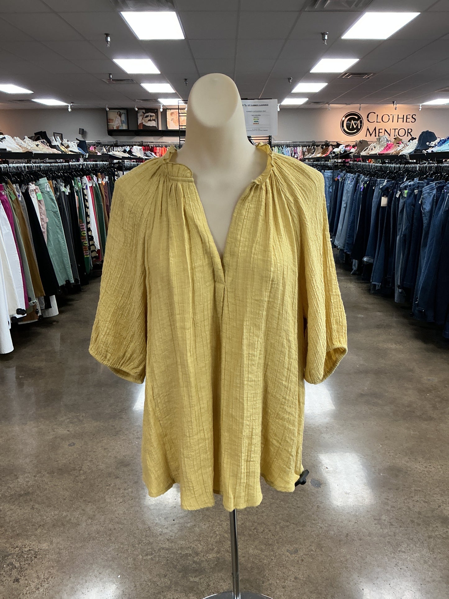 Top Ss By Clothes Mentor In Yellow, Size:M