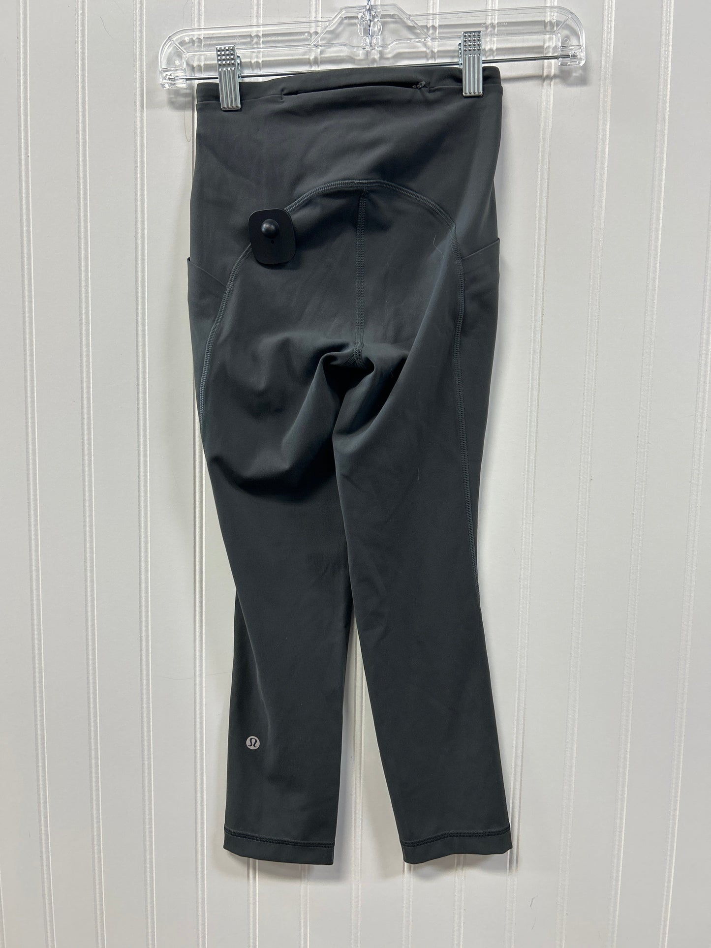 Athletic Leggings Capris By Lululemon In Grey, Size:0